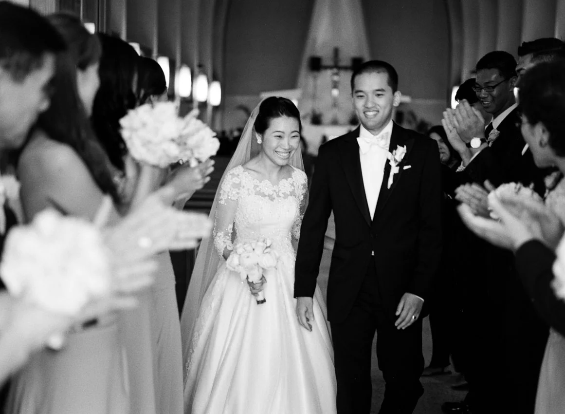Mona Surfrider Hawaii wedding photography by the DeJaureguis
