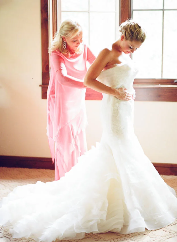 Beaver Creek Wedding by Napa based Erin Hearts Court