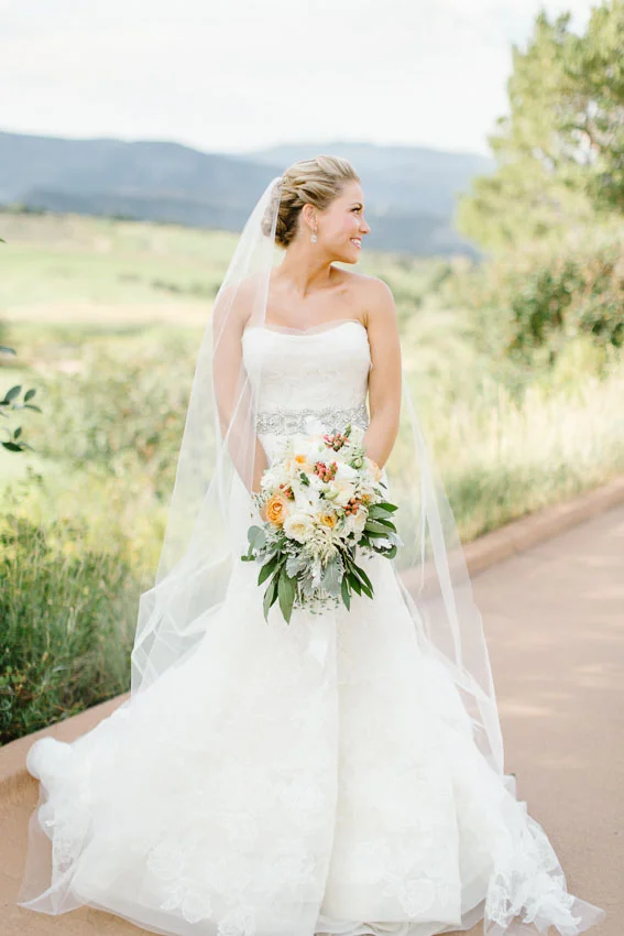Beaver Creek Wedding by Napa based Erin Hearts Court