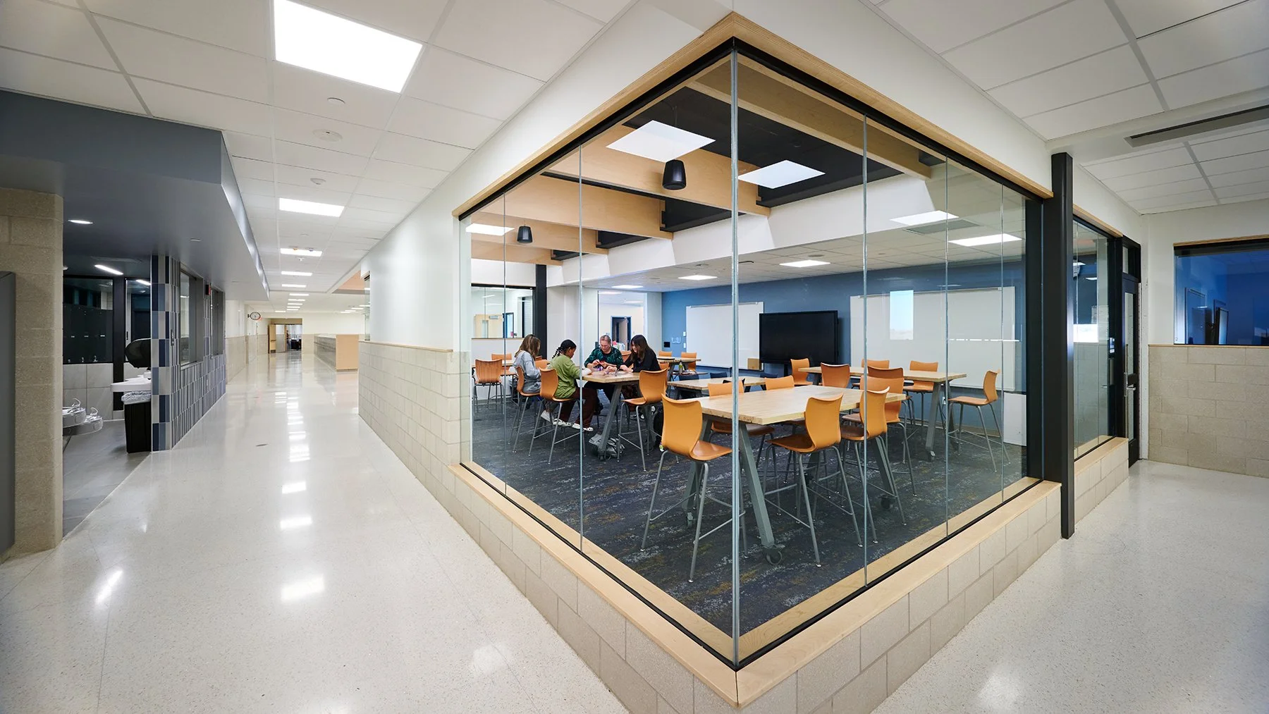 Dakota Middle School — CRW architecture + design group architecture ...