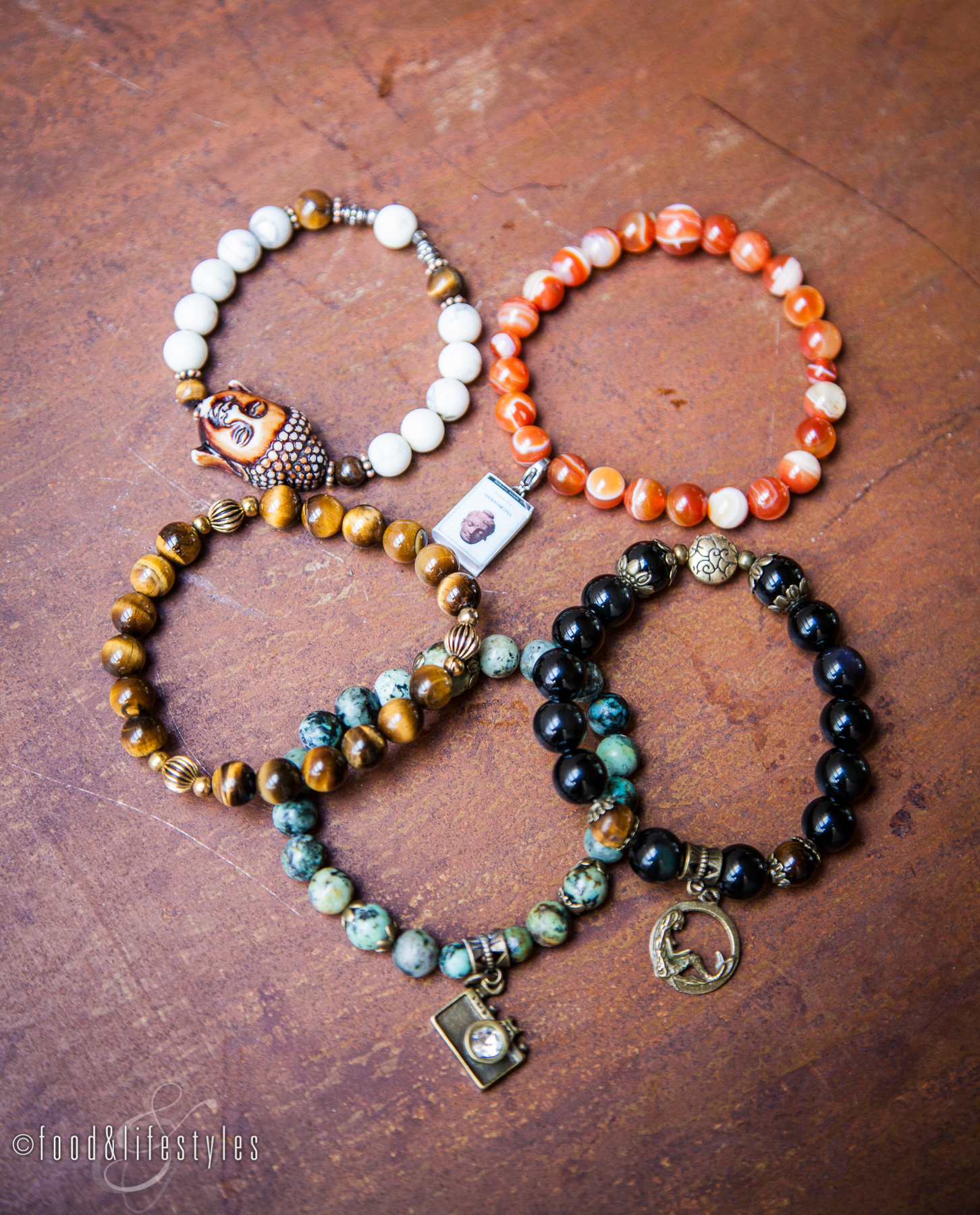Follow @CraftBraceletsBro on instagram to see more of Mari's work. 