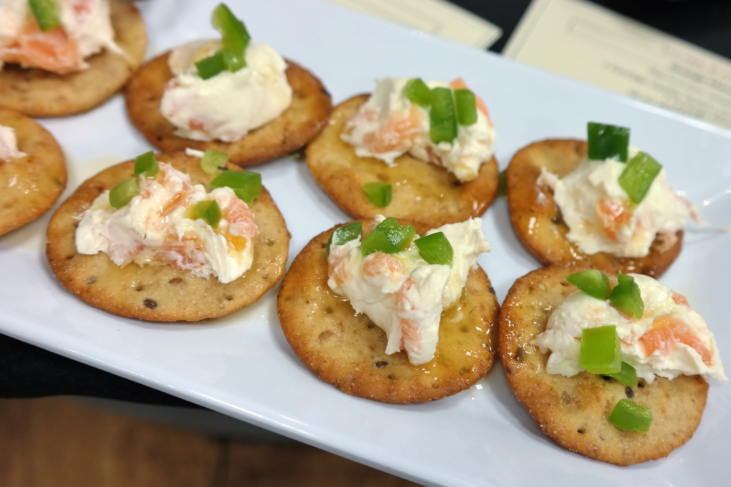 Mango Salmon Bites with VomFASS chili oil and Mango Balsam 