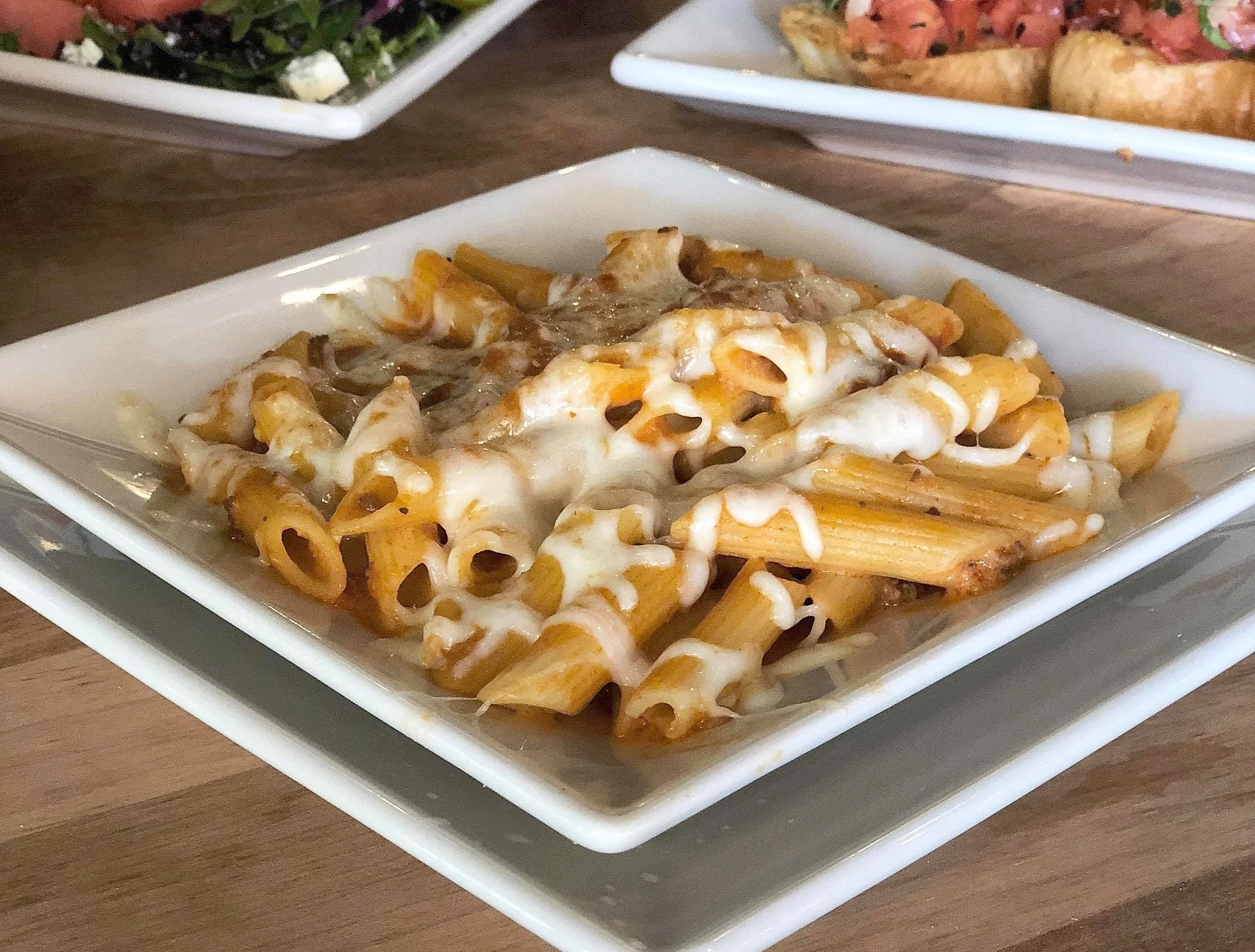 Chicago's Lou Malnati's Pizzeria Comes to Scottsdale — Write On Rubee