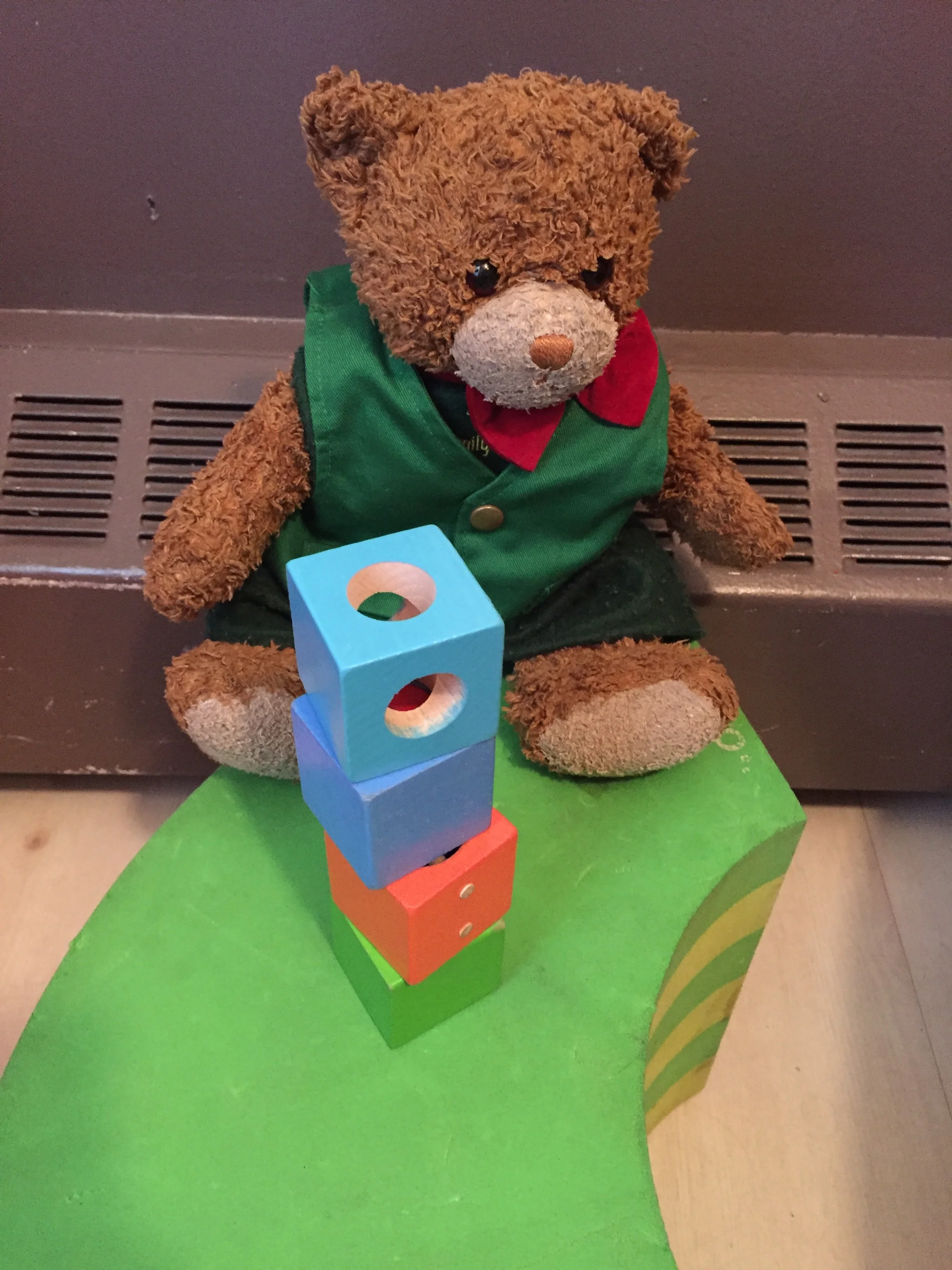 Kuma played with blocks (and was joined by Pikachu eventually)