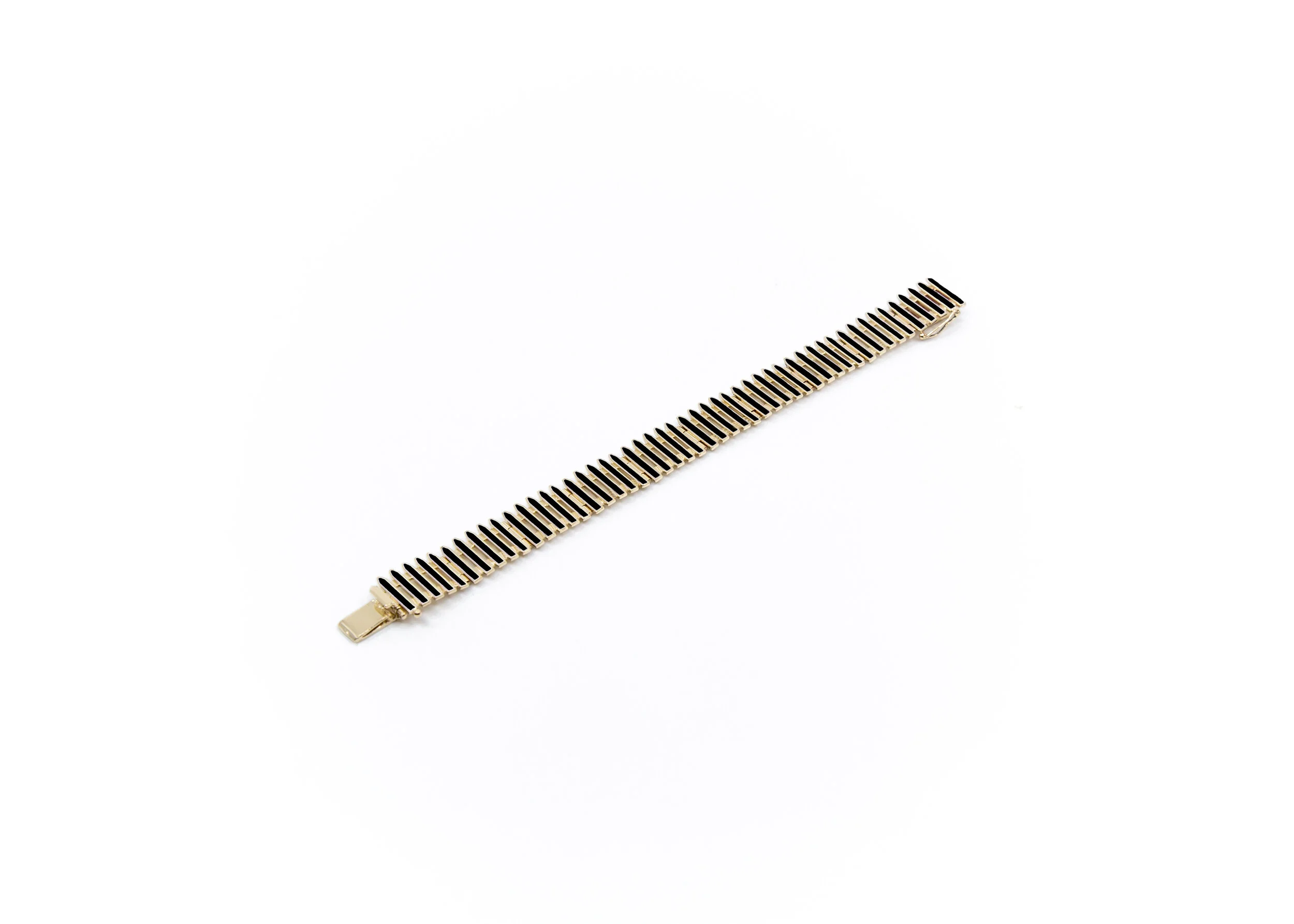 Bracelet_IMG_9557_BlackEnamel_Flat.jpg