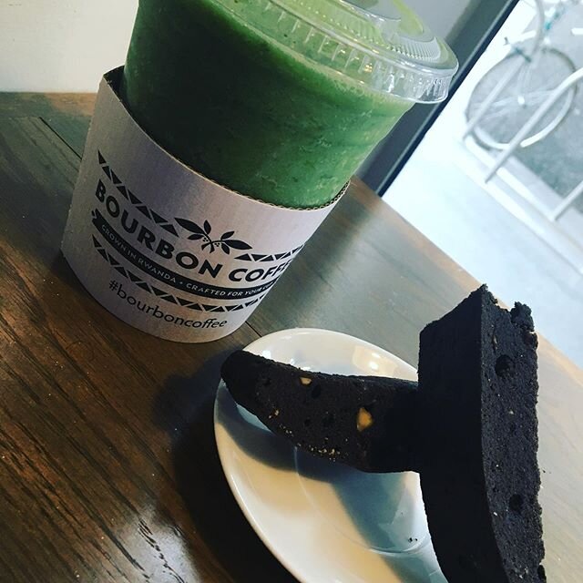Felling lucky 🍀? Try our Lucky Pat&rsquo;s smoothie! Comes with almond milk, chia seeds, matcha, pineapples &amp; spearmint! 😋 Pairs great with our dark chocolate &amp; hazelnut biscotti! Double yum!! Try all of our seasonals. Which one&rsquo;s you