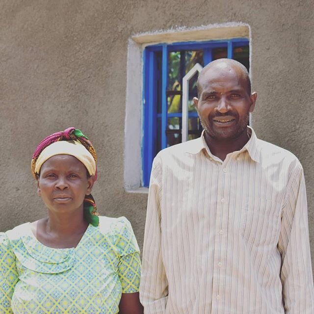 After visiting Benjamin's farm, he and his wife extended a generous hand of hospitality! They invited my family and the head of the nearby washing station into thier home. We talked candidly, through an interpreter. Such a lovely bond was made with h