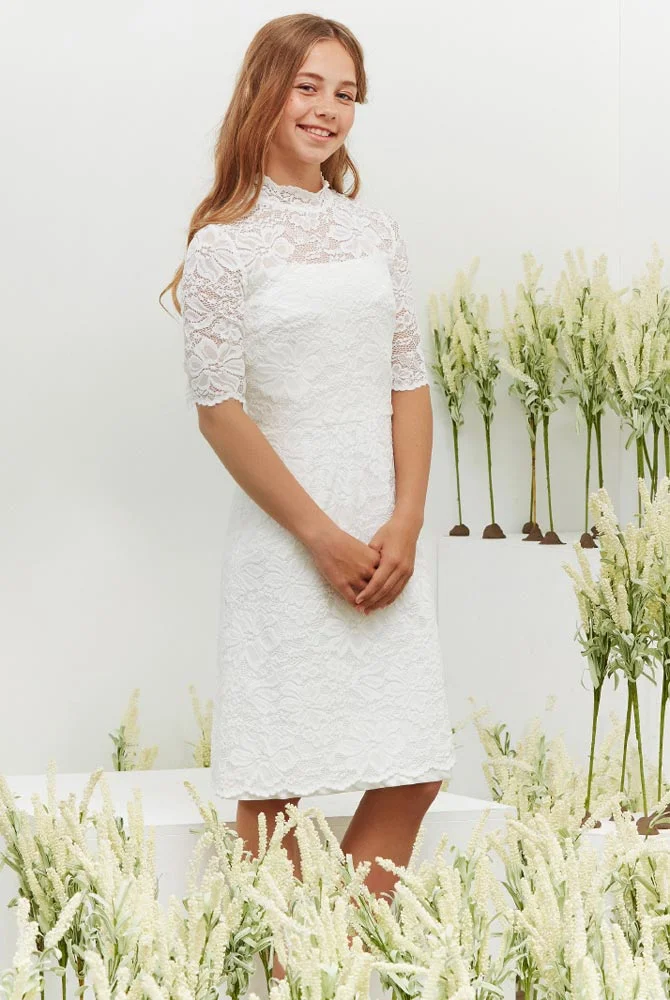Konfirmationskjole model Clara - 2.200 kr