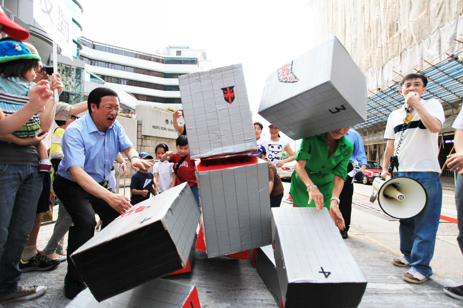 anti-hospital-congestion-march-by-kacey-wong-11.jpg