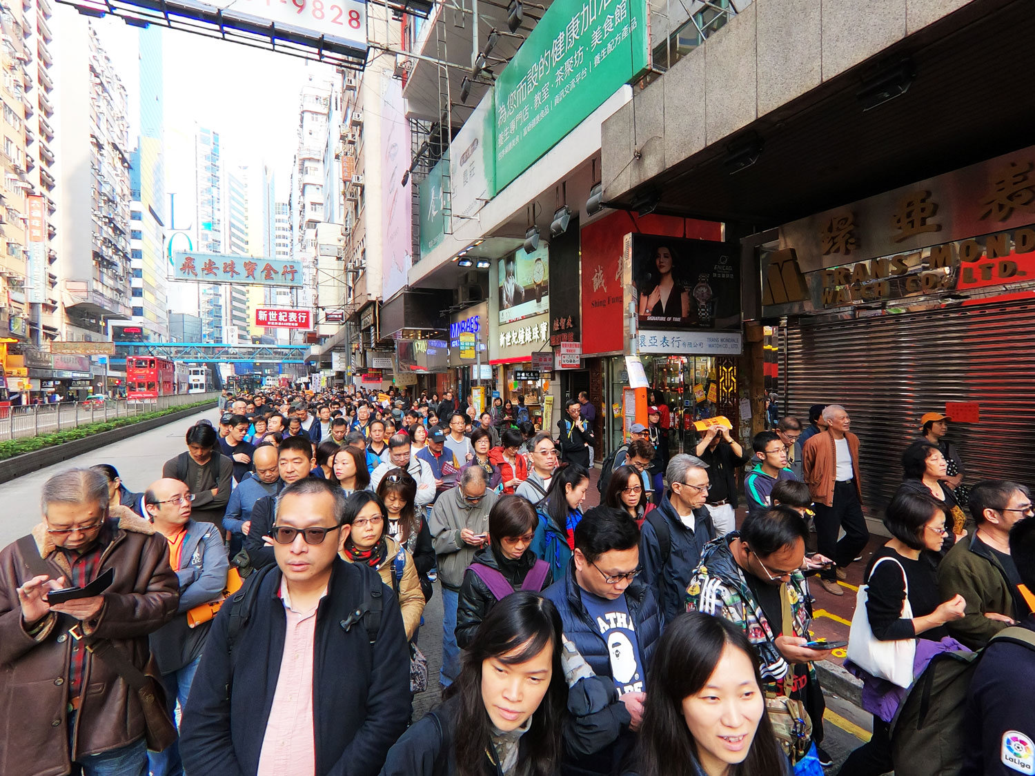 Ceding-the Land-Selling-Out-Hong-Kong-by-kacey-wong-02.jpg