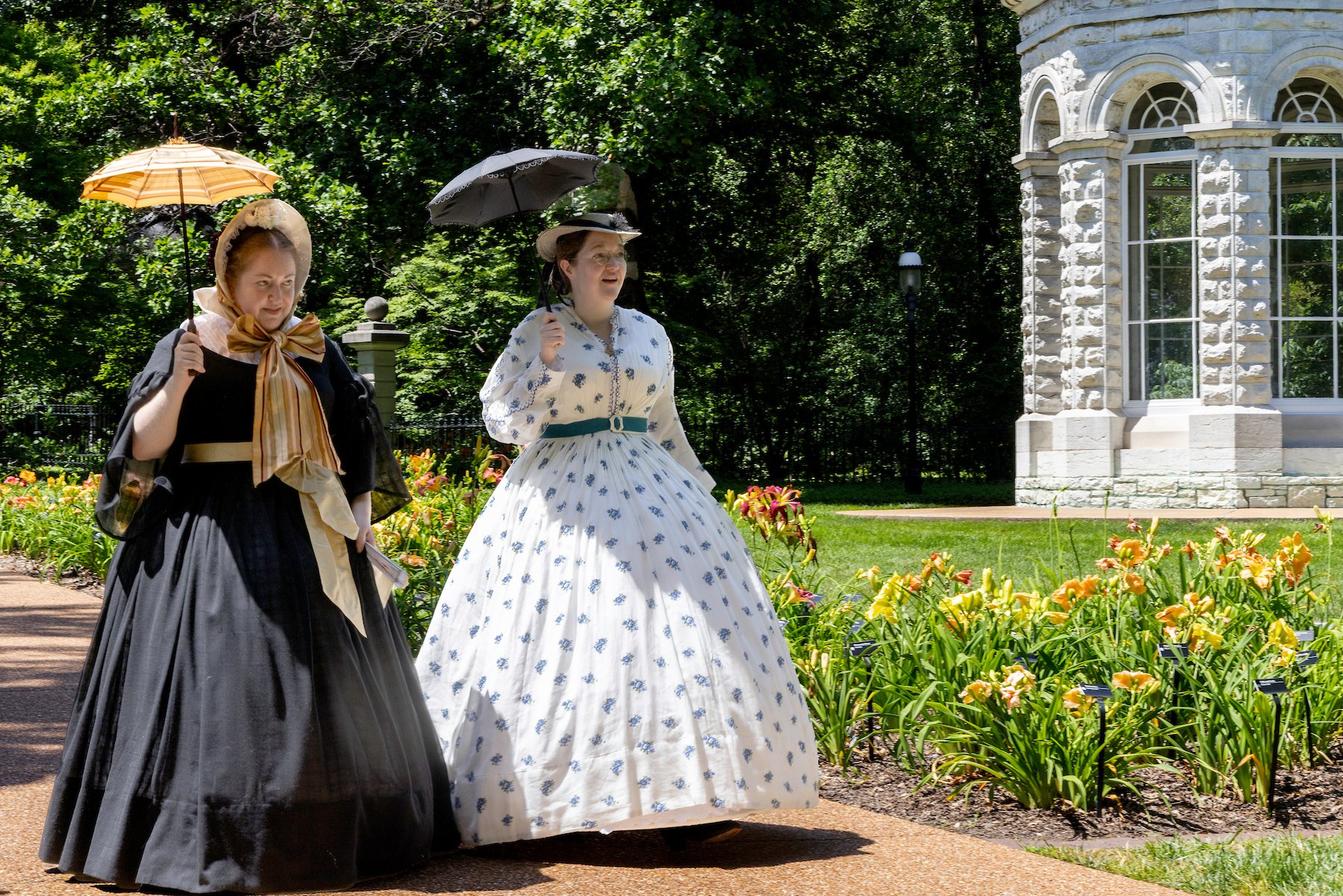 Gardens &amp; Grief in Victorian Literature