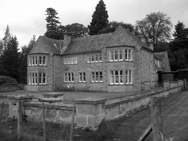 MoyHall_2.jpg