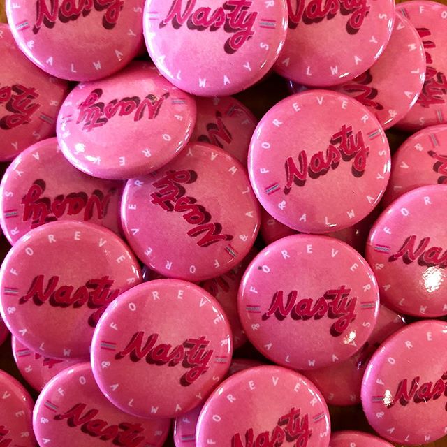 I made some #foreverandalwaysnasty buttons because @stickermule had an awesome sale. So this one goes out to all my favorite #nastywomenvote . Let me know if you want one and I&rsquo;ll set one aside for you!

#nastywoman #nastywomenvote #design #sha