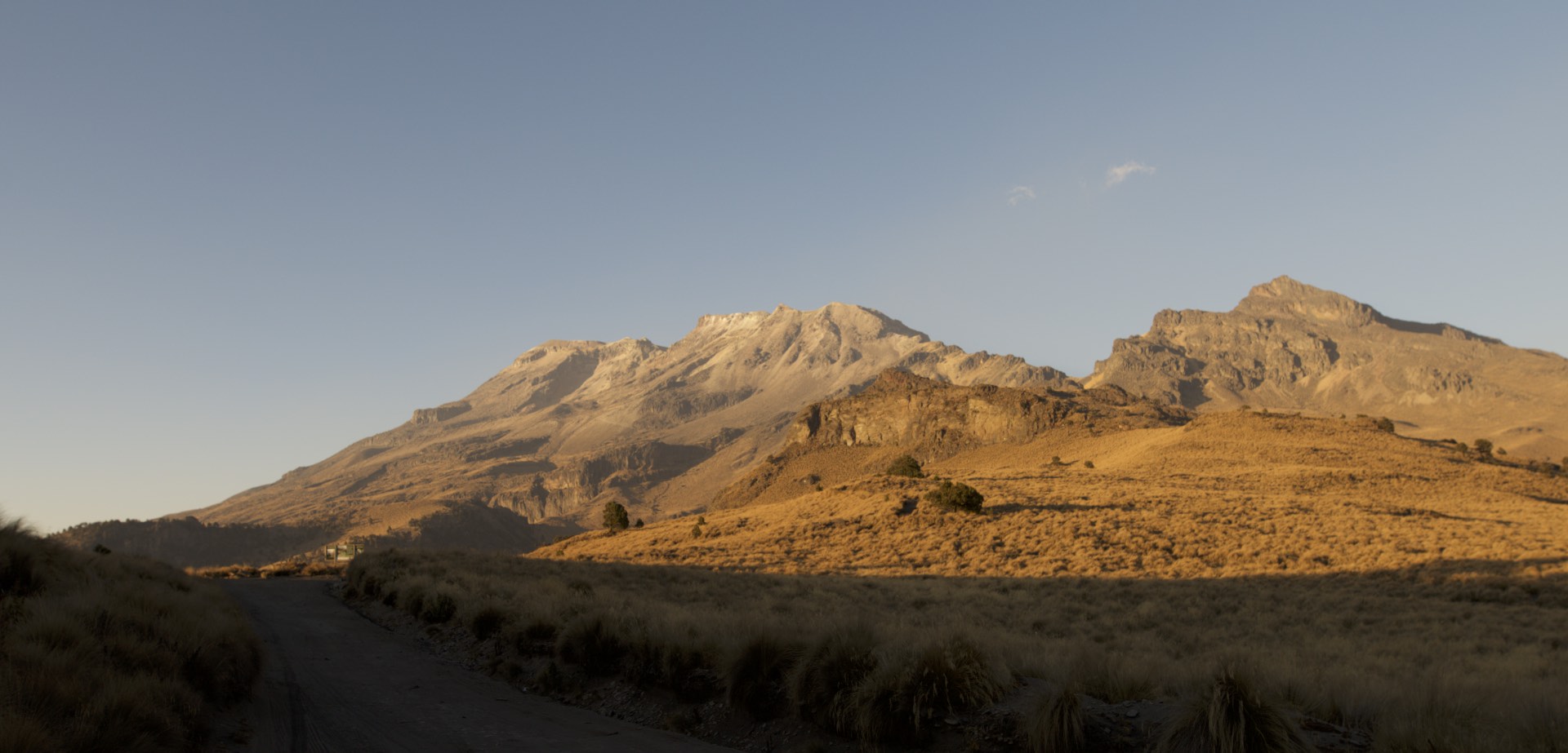 Iztaccihuatl, third highest peak in Mexico at 5200m something. 