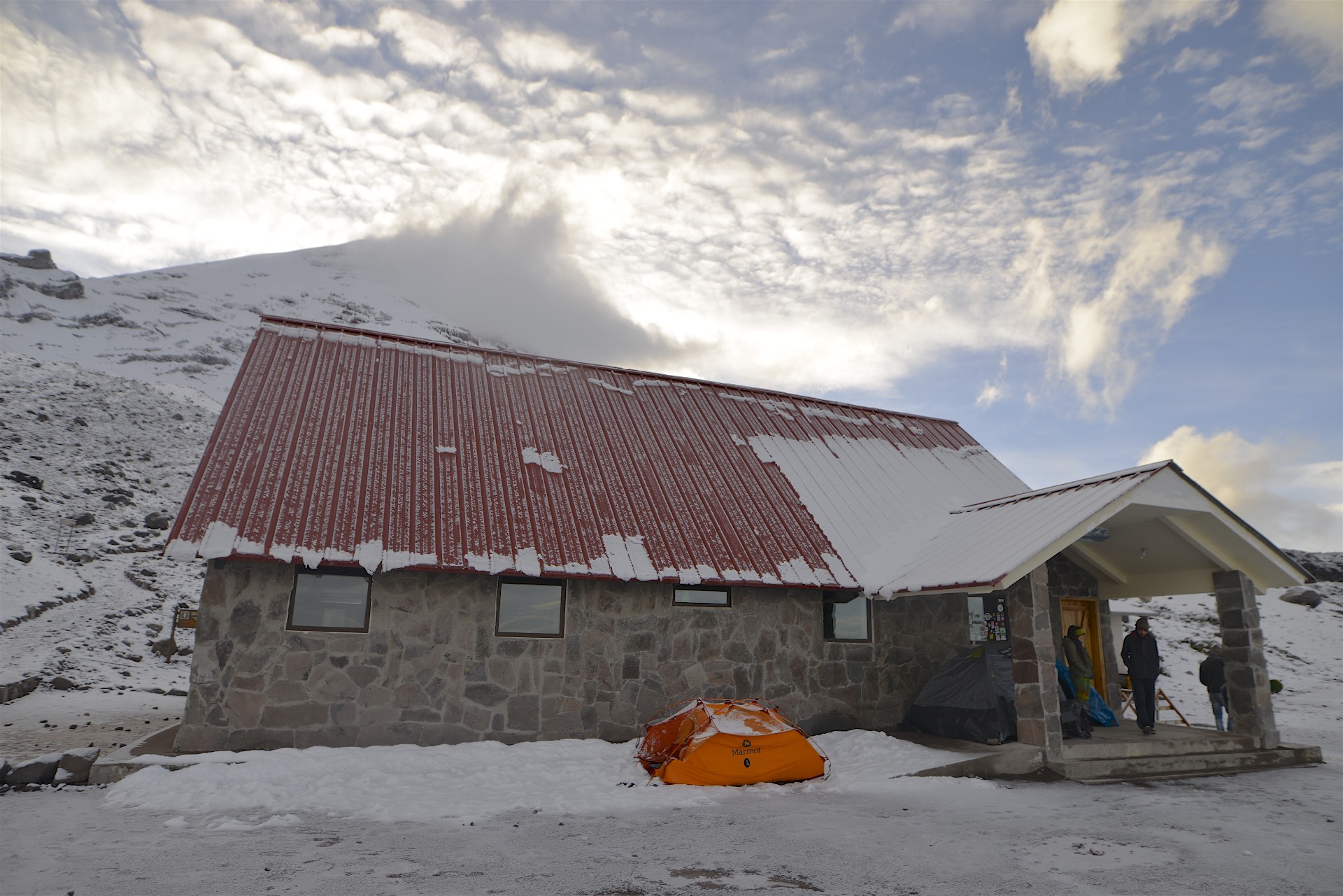 Camping at Refugio #1 at 4850meters. 