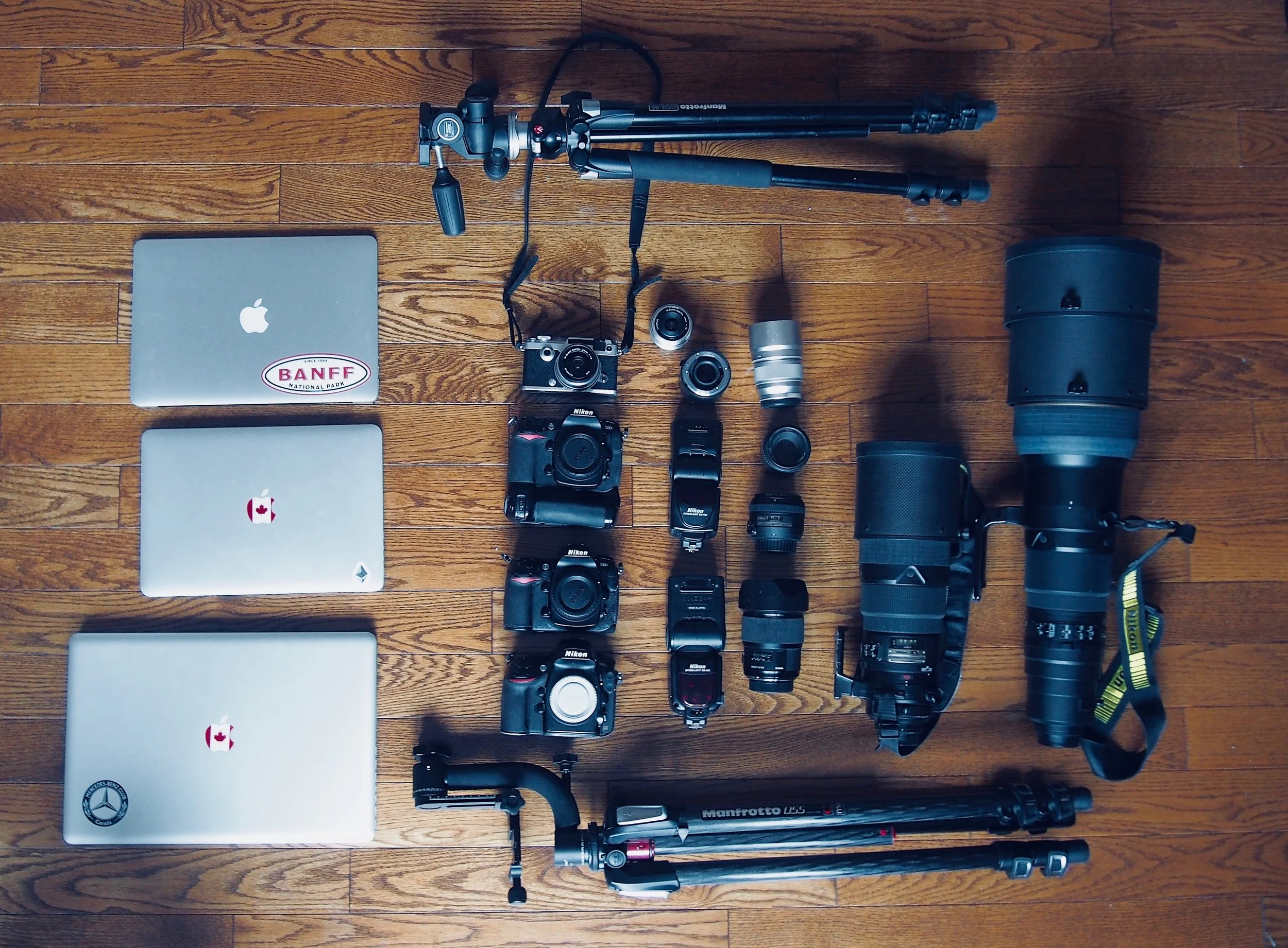 Things I carried: two laptops, a Pen-F, a D300, a D300s, a D800E, a 20mm f/1.4 Sigma Art, a 50mm f/1.4 AF-S G, a 50mm f/1.8 AF-D, a 300mm f/2.8 VR, a 600mm f/4 VRII nano-crystal, two manfrotto tripod, a sb-900 and a sb-700 (which I came to hate), a Olympus Pen-F with a 75mm f/1.8 Zuiko and 17mm f/1.8, a 17” Macbook Pro 2011 quad-core, a late 2012 13” Macbook pro retina. The Macbook Air belongs to my sister and is on this picture only because it looked cool at that time haha.