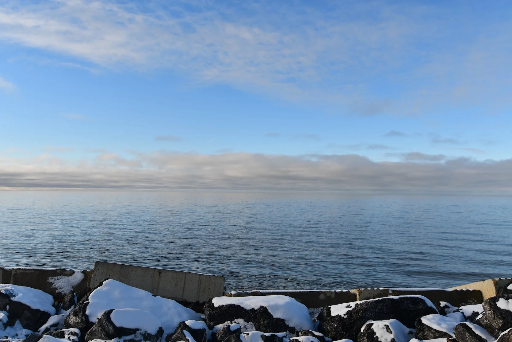 View of the arctic ocean by Tuktoyaktuk. Some photos and reporting from the Inuvik to Tuktoyaktuk highway roadtrip on the Dempster can be found here .