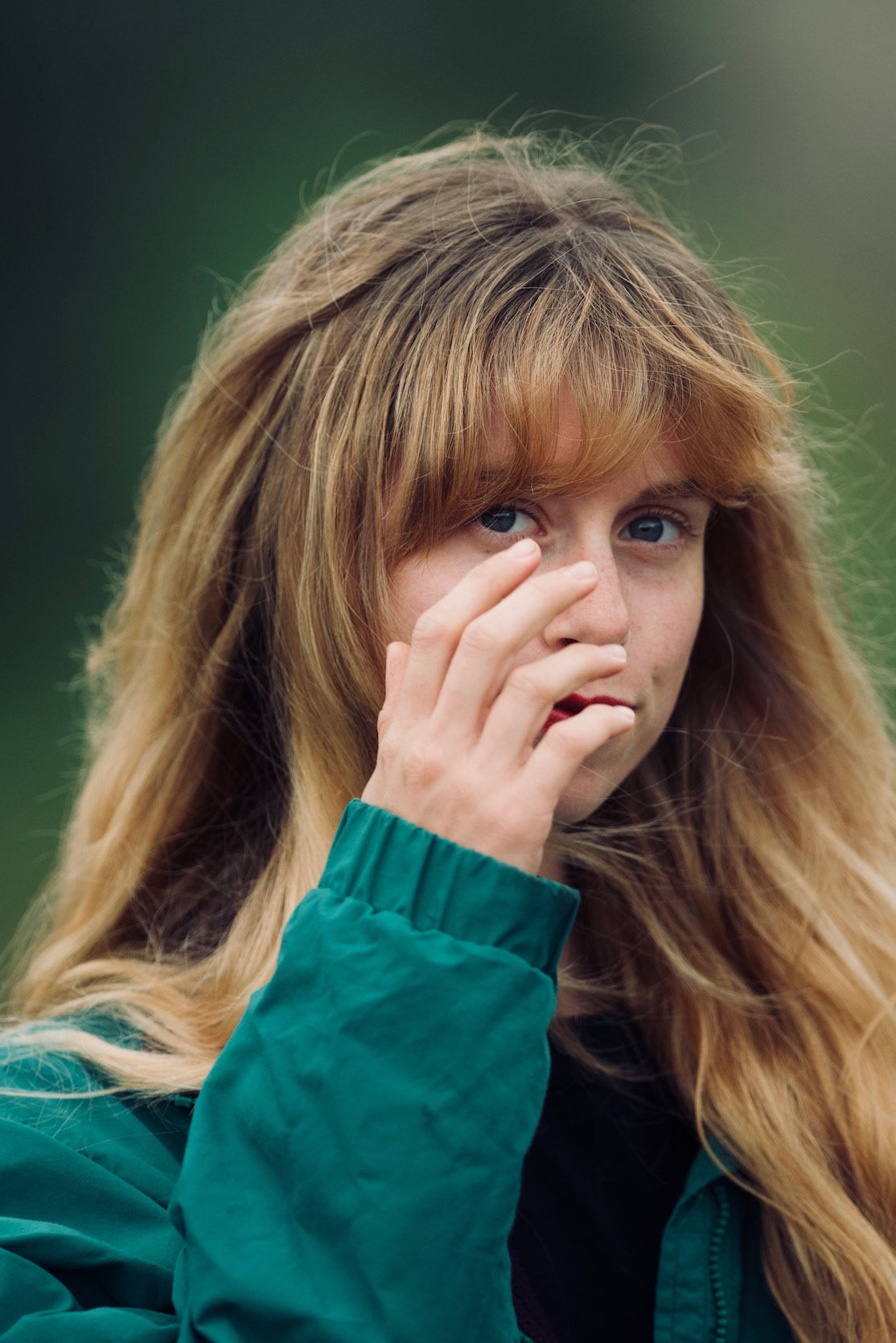 Lil sister. 300mm f/2.8 wide open