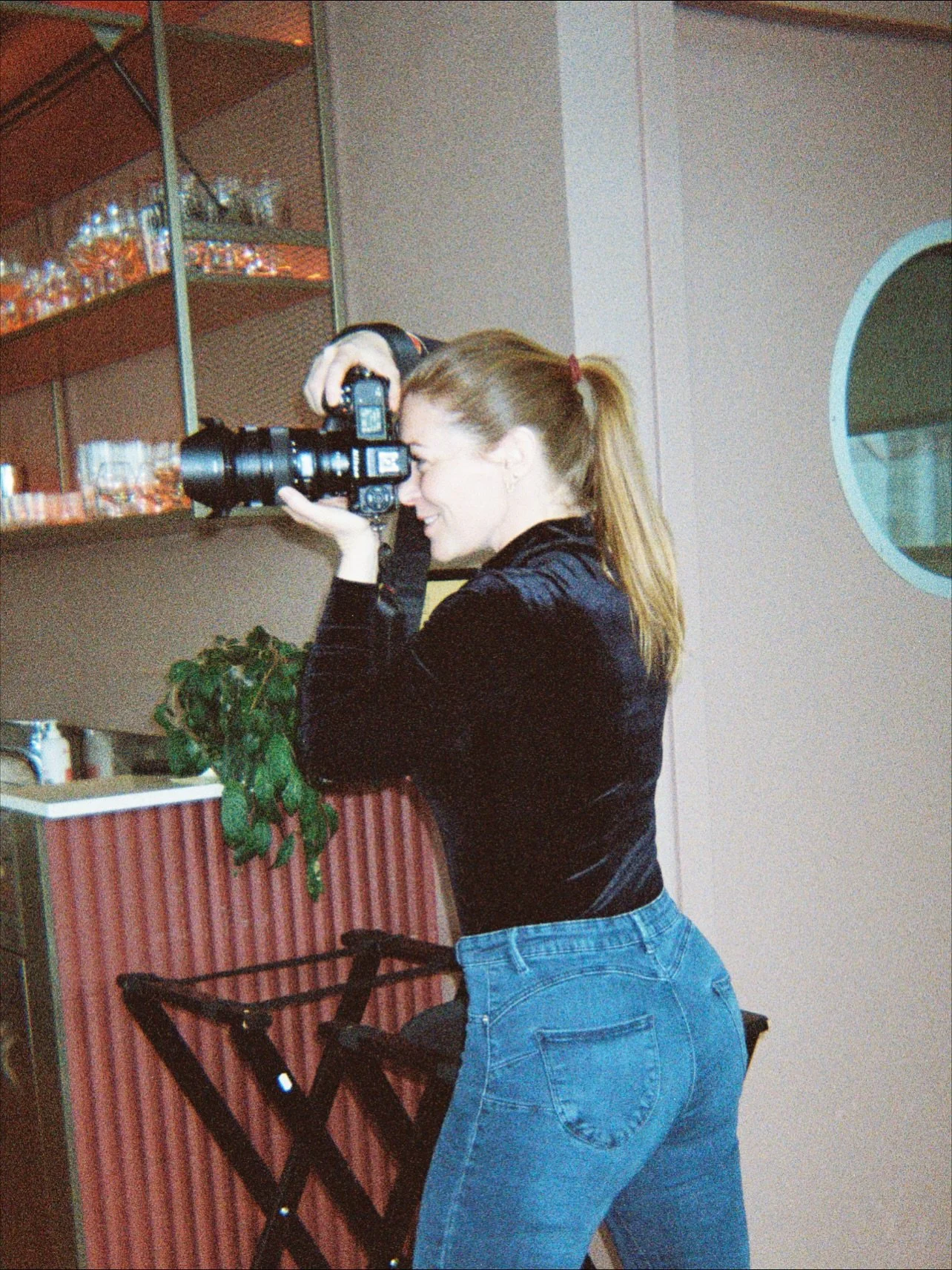 Made a cookbook together with an amazing team ! 
Lots of laughs, hard work, and memories I&rsquo;ll never forget. Grateful for this creative adventure with such talented friends! ❤️

#FoodPhotography #CookbookProject #CreativeTeam #BehindTheScenes #P