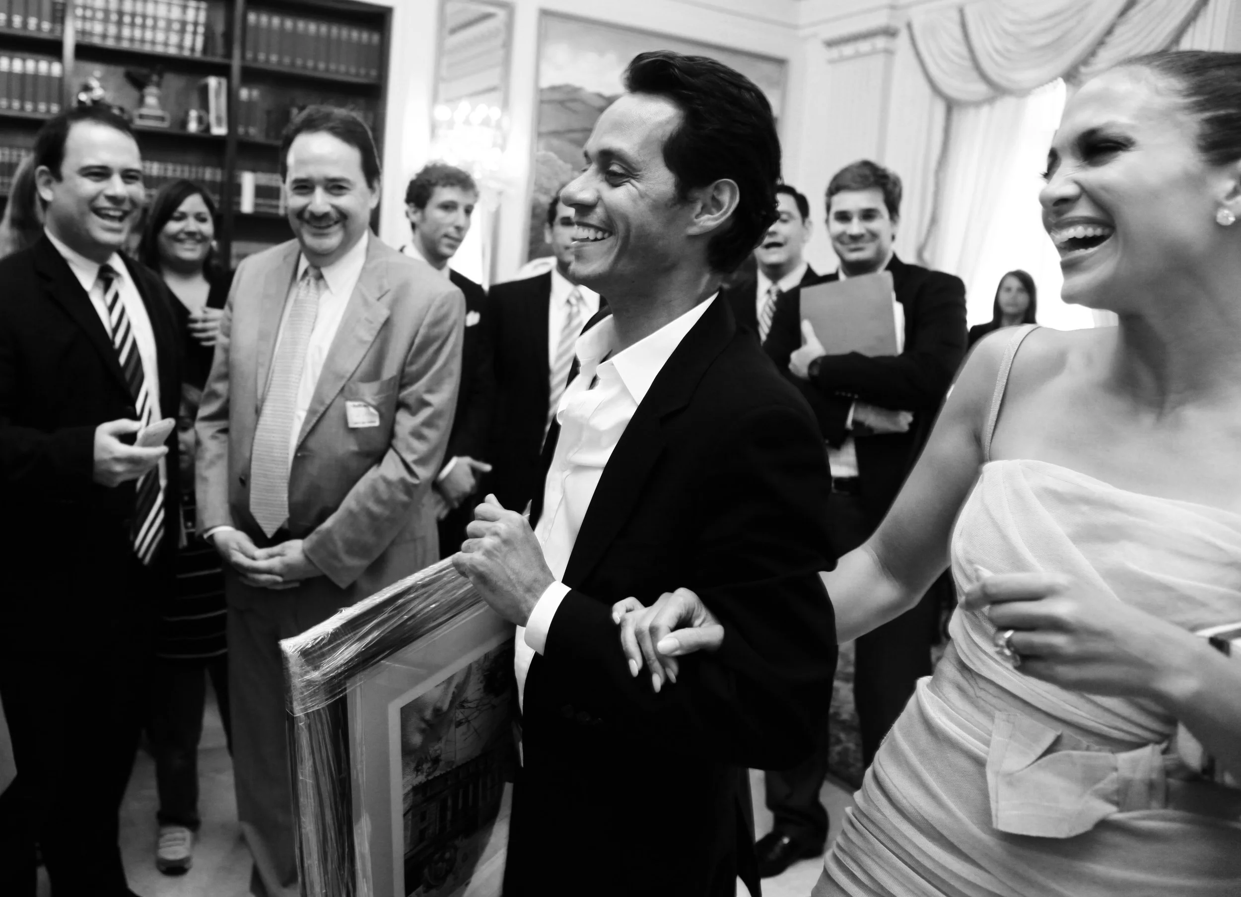 MARC Y JLO .jpg