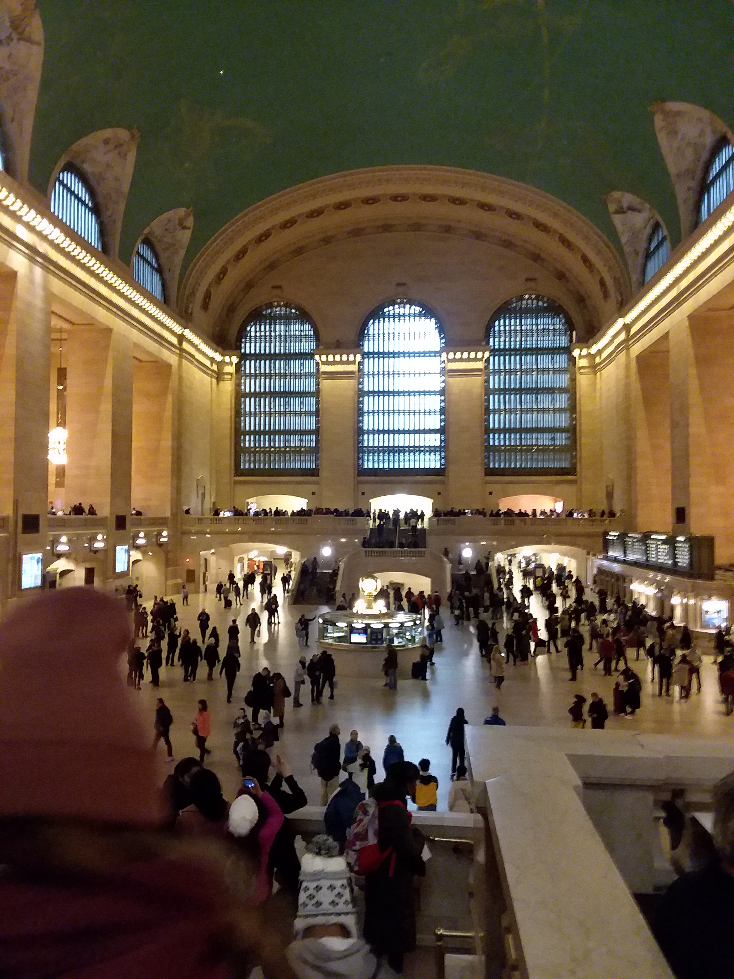  Grand Central Station 