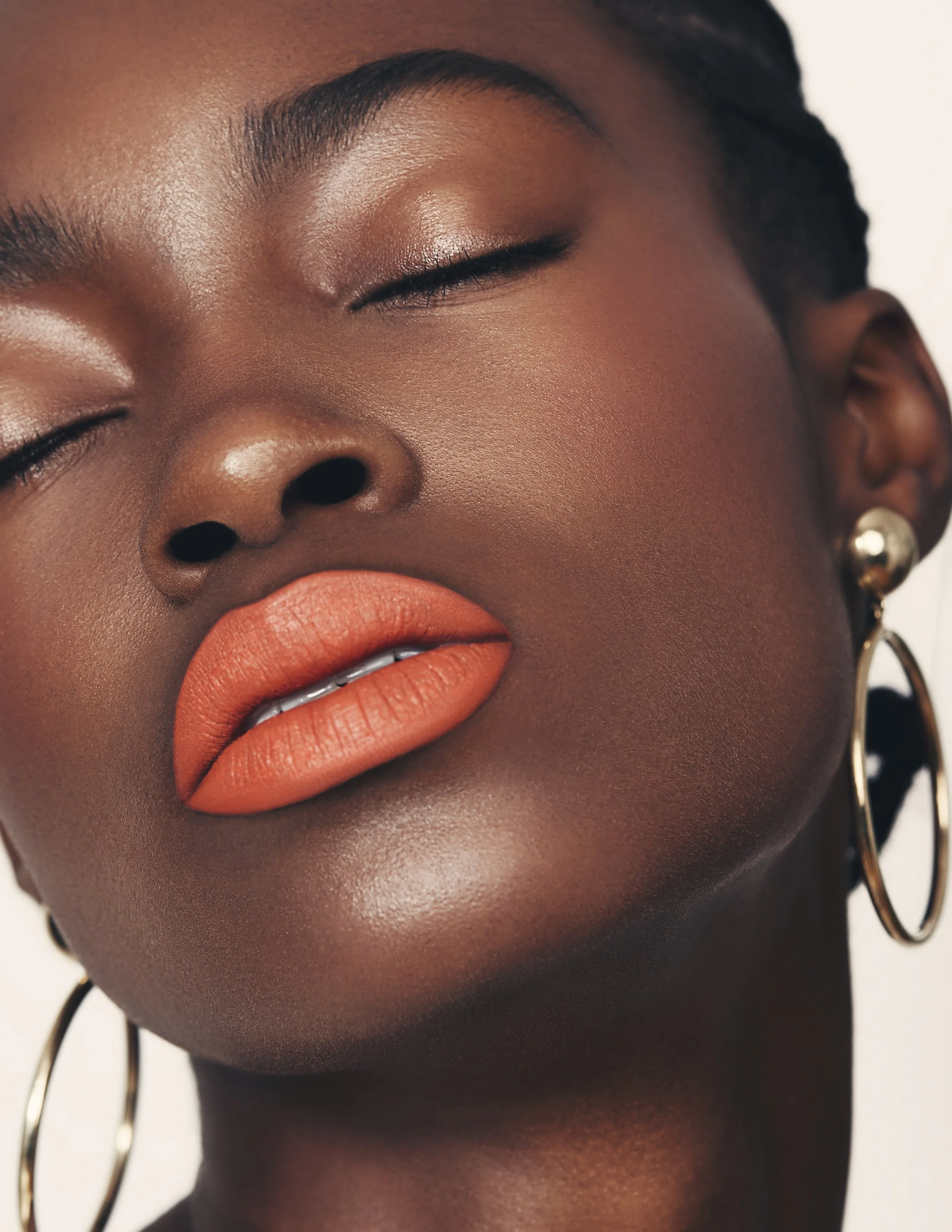 Lipsology_editorial 1 1.jpg