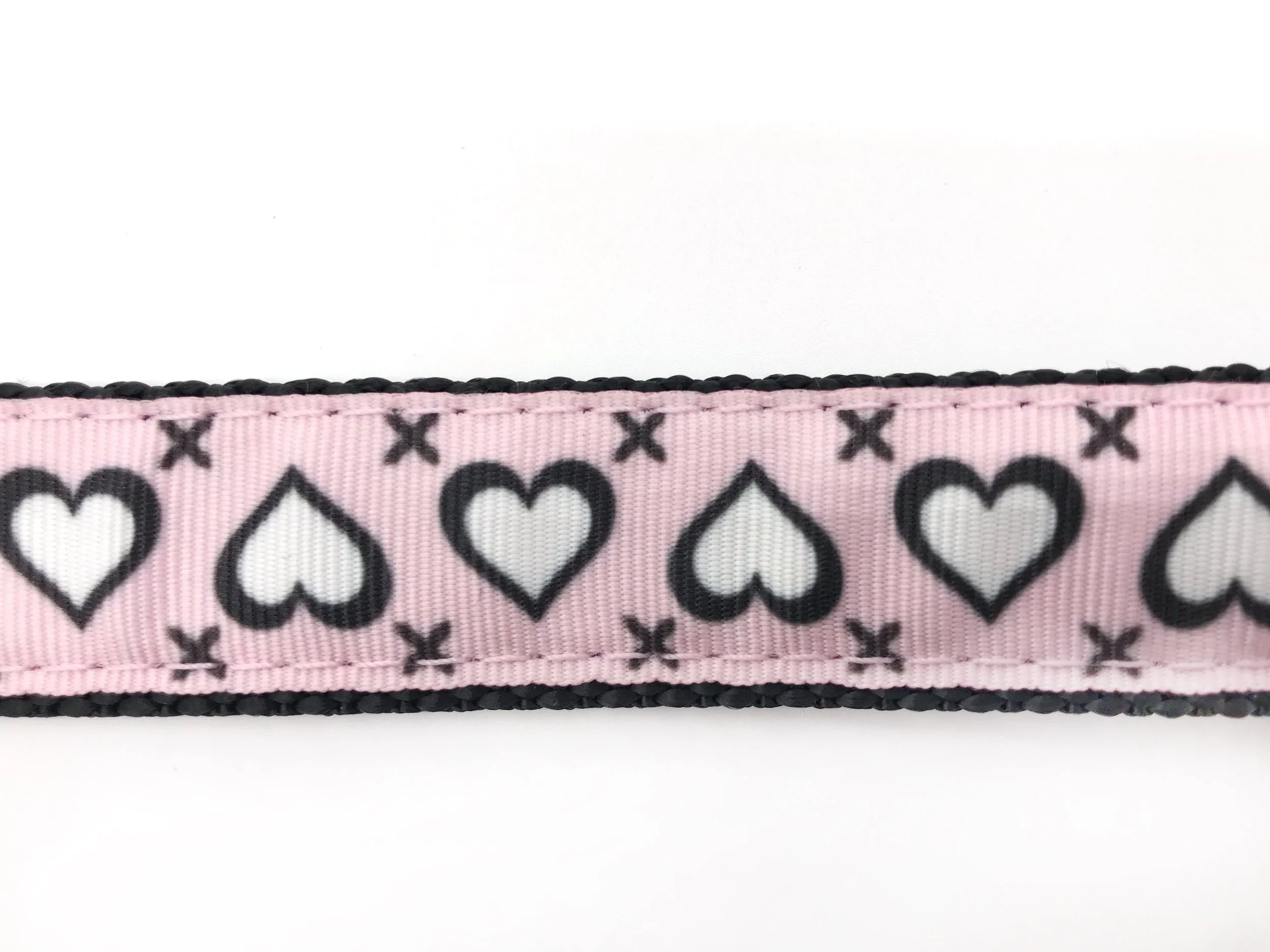 White Heart Collar Pattern.JPG
