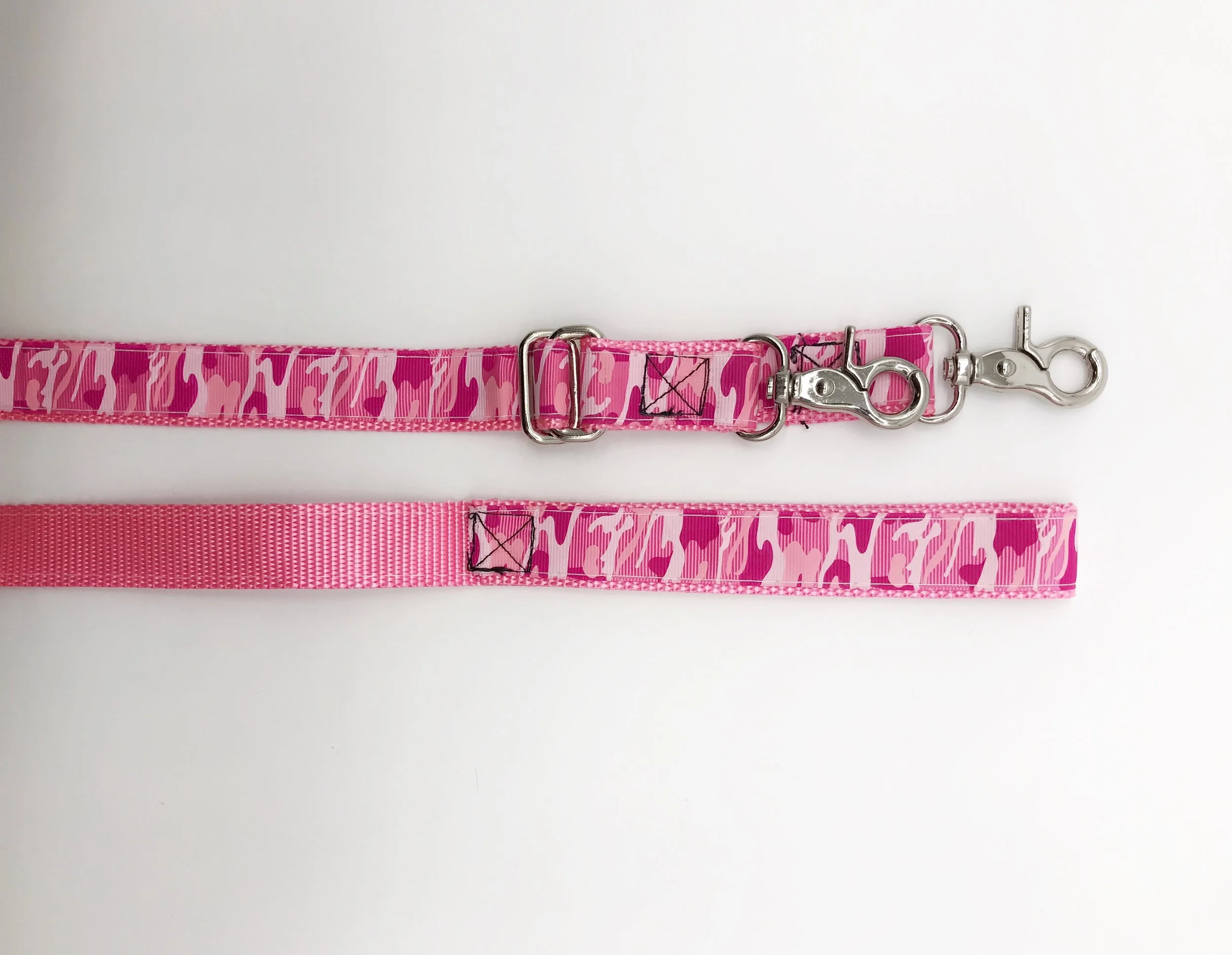 Pink Camo Leash Double .JPG