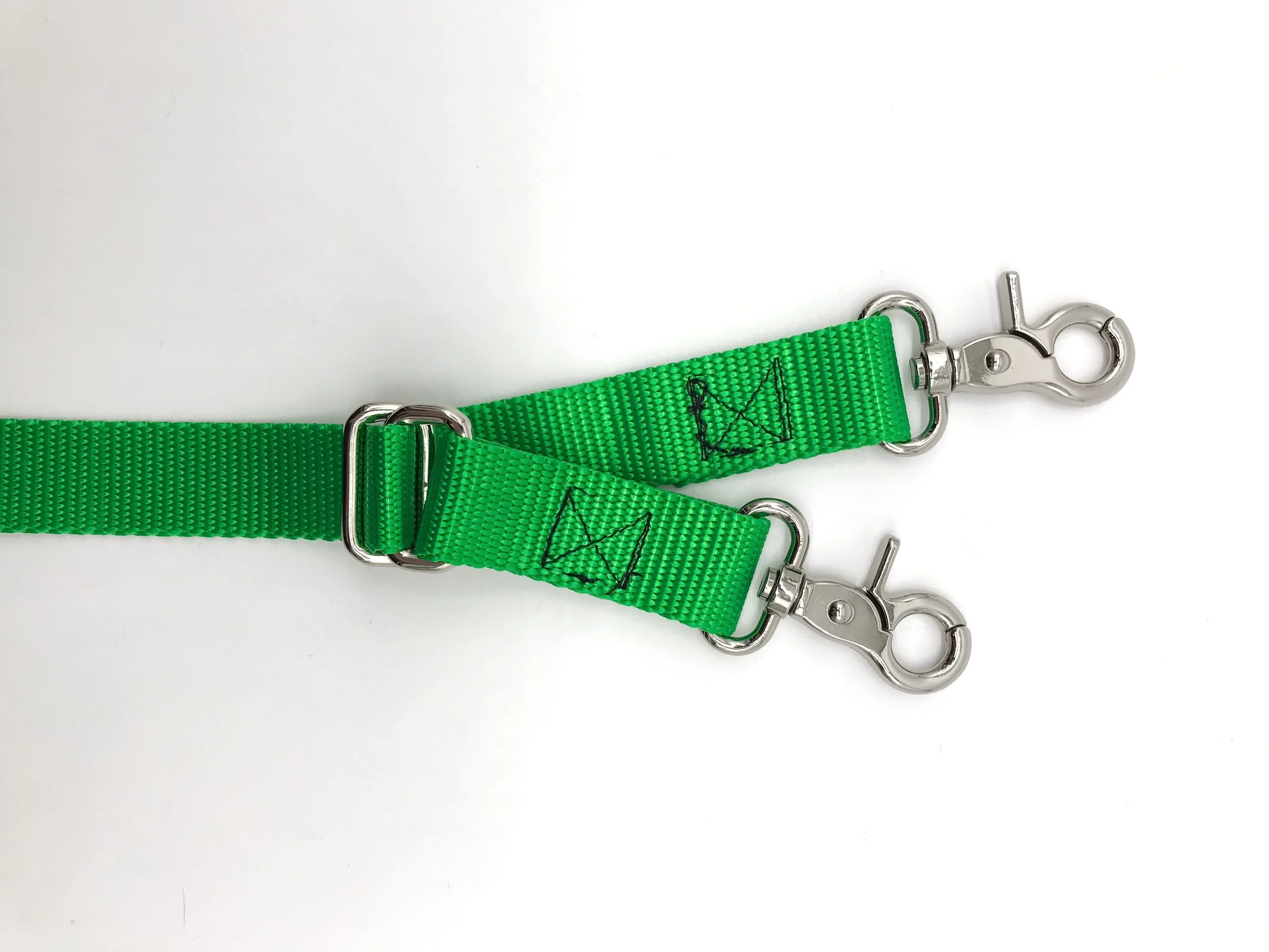 Green Leash Split.JPG