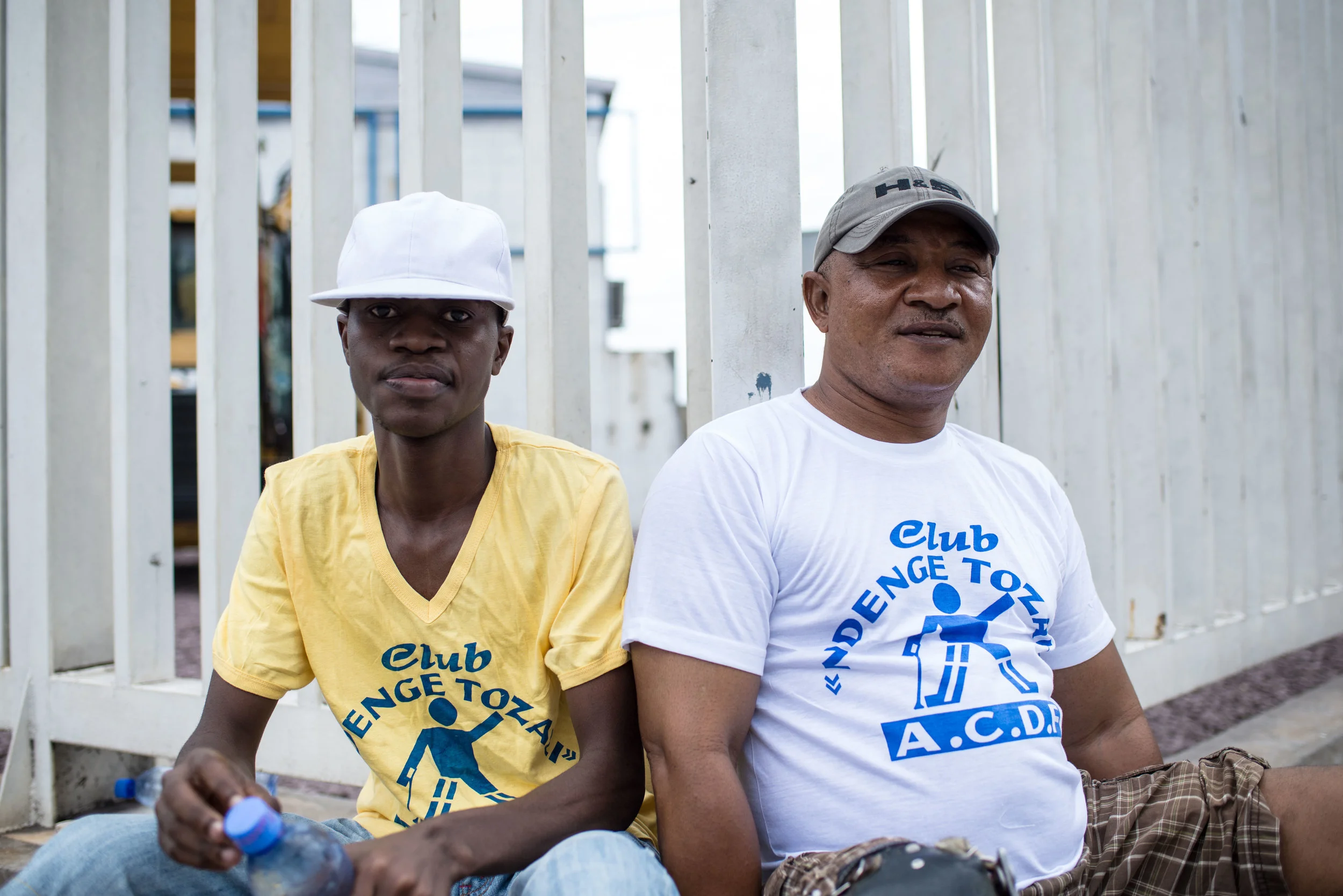  Shouna (r) is a founding member of ACDF and a trained brace-technician. 