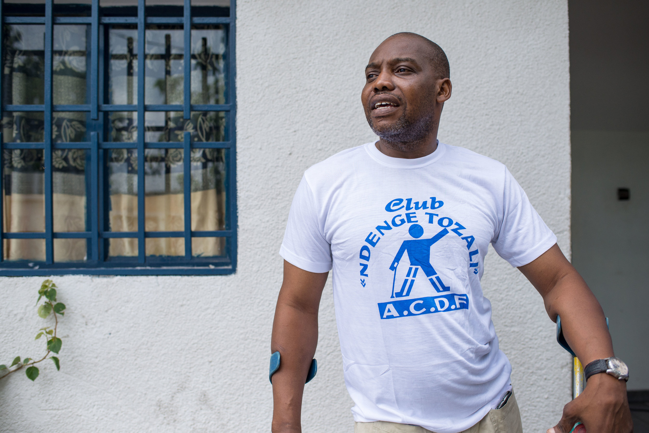  Mick is the director of this ACDF orthopaedic rehabilitation centre in Kinshasa. ACDF has a presence in six cities across DRC where it provides free orthopaedic treatment. ACDF provides bracing and physiotherapy and covers the cost of pre-bracing su