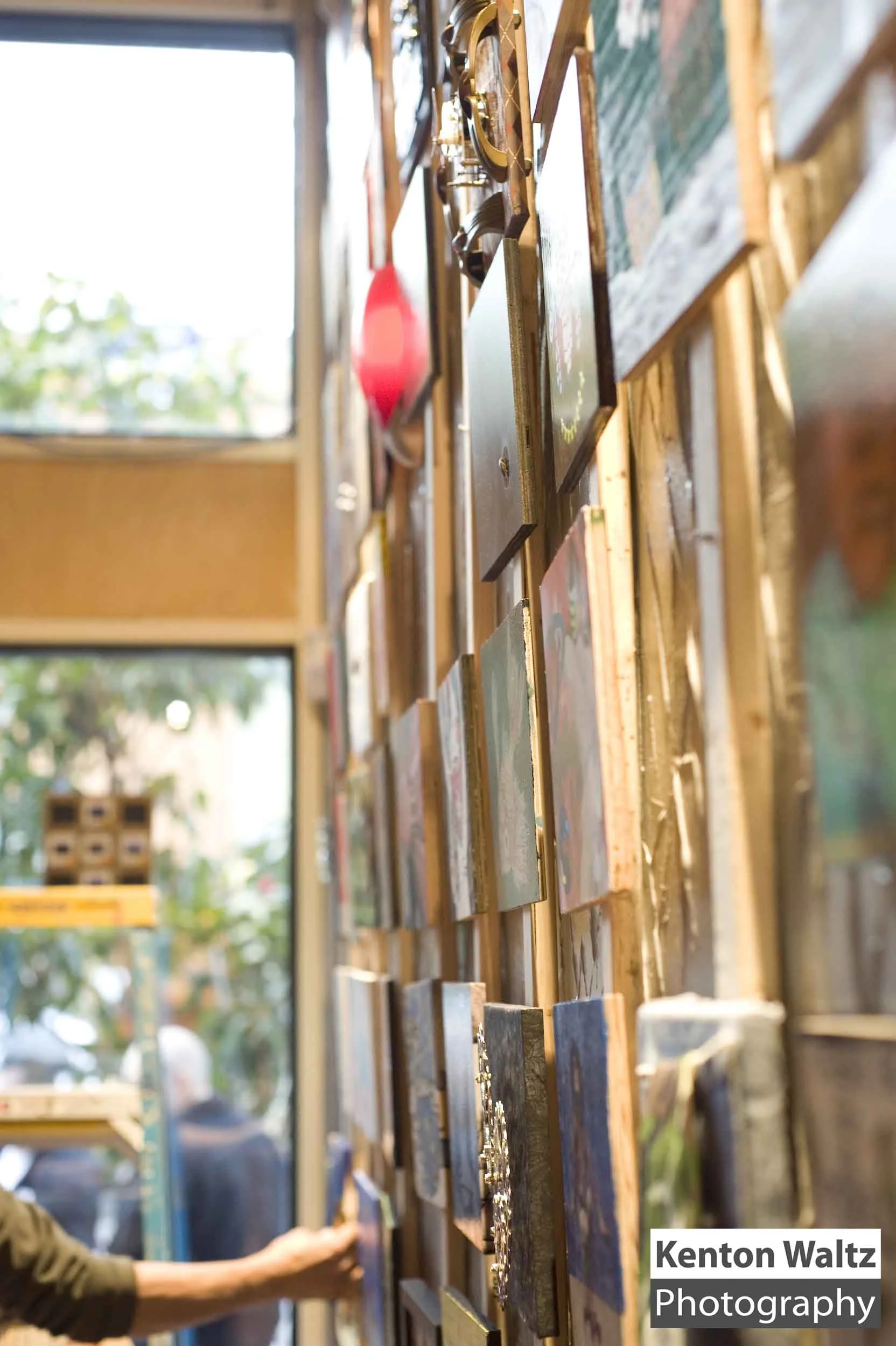 20110602-Little Art_Big Cause_58.jpg