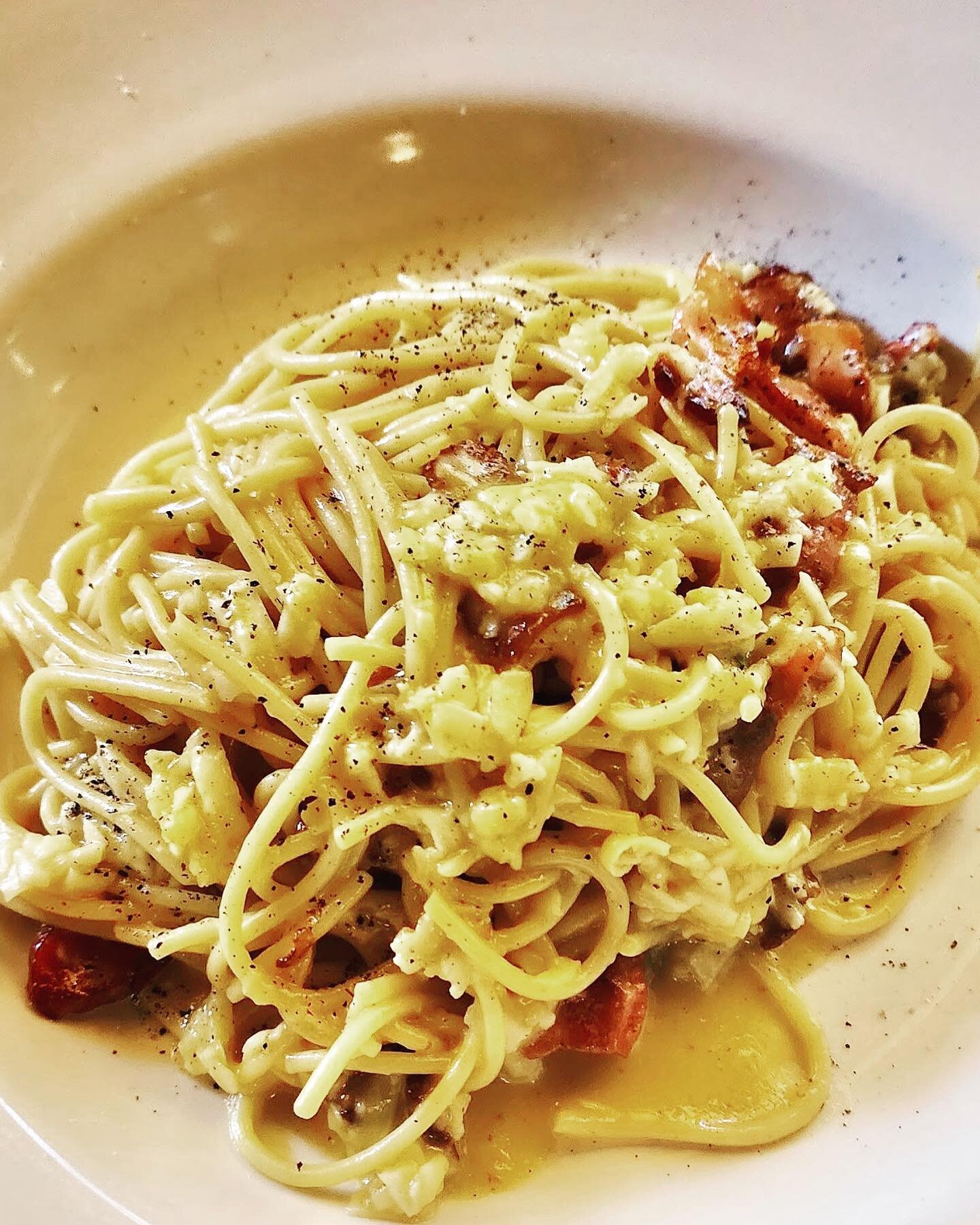 #spaghettiallacarbonara #carbonara #quattrogatti #quattrogattitx💛
