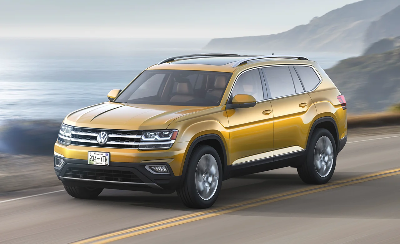 2018-volkswagen-atlas-photos-and-info-news-car-and-driver-photo-671563-s-original.jpg