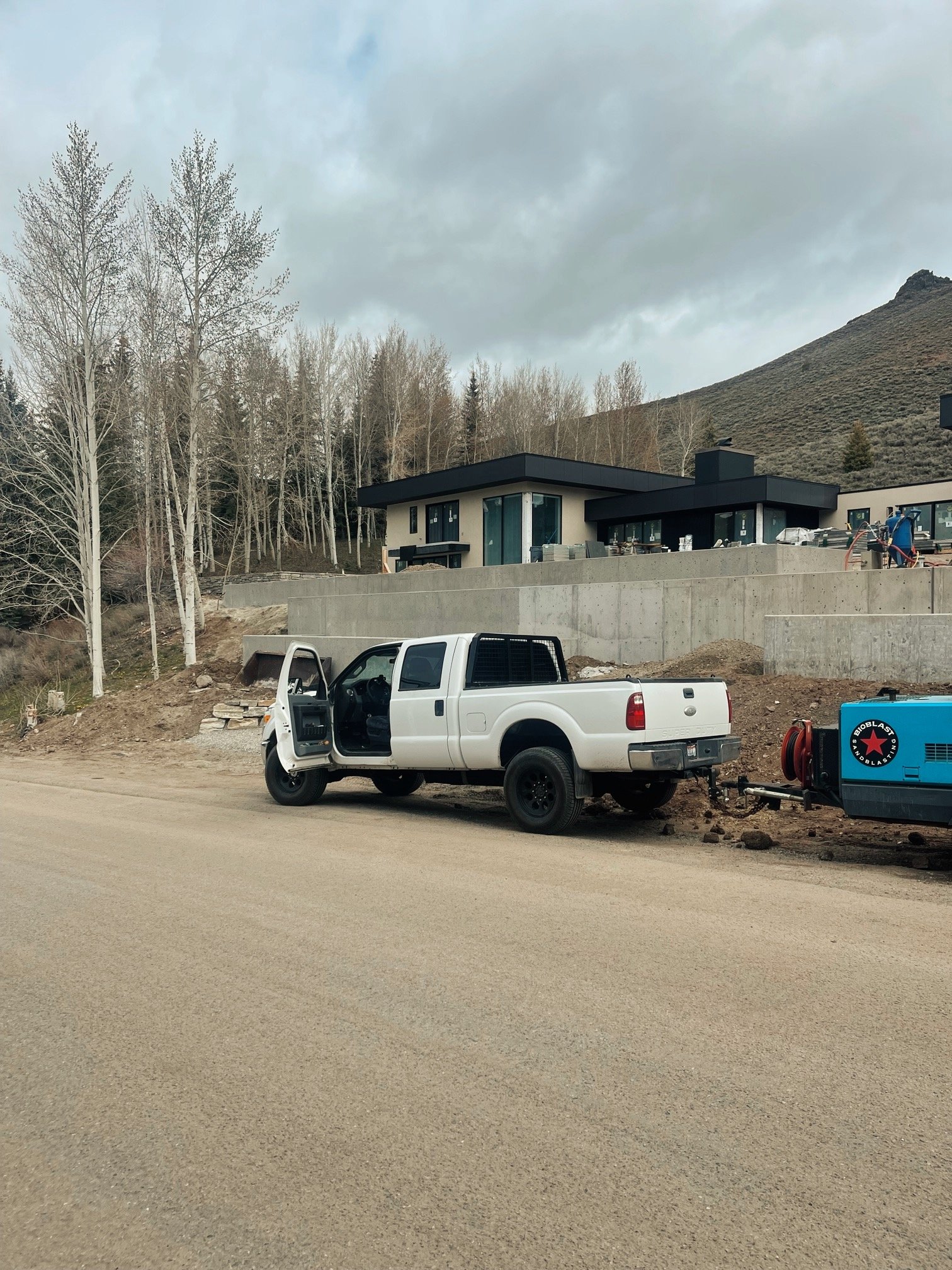 Concrete Retaining Wall ✪ Ketchum, Idaho