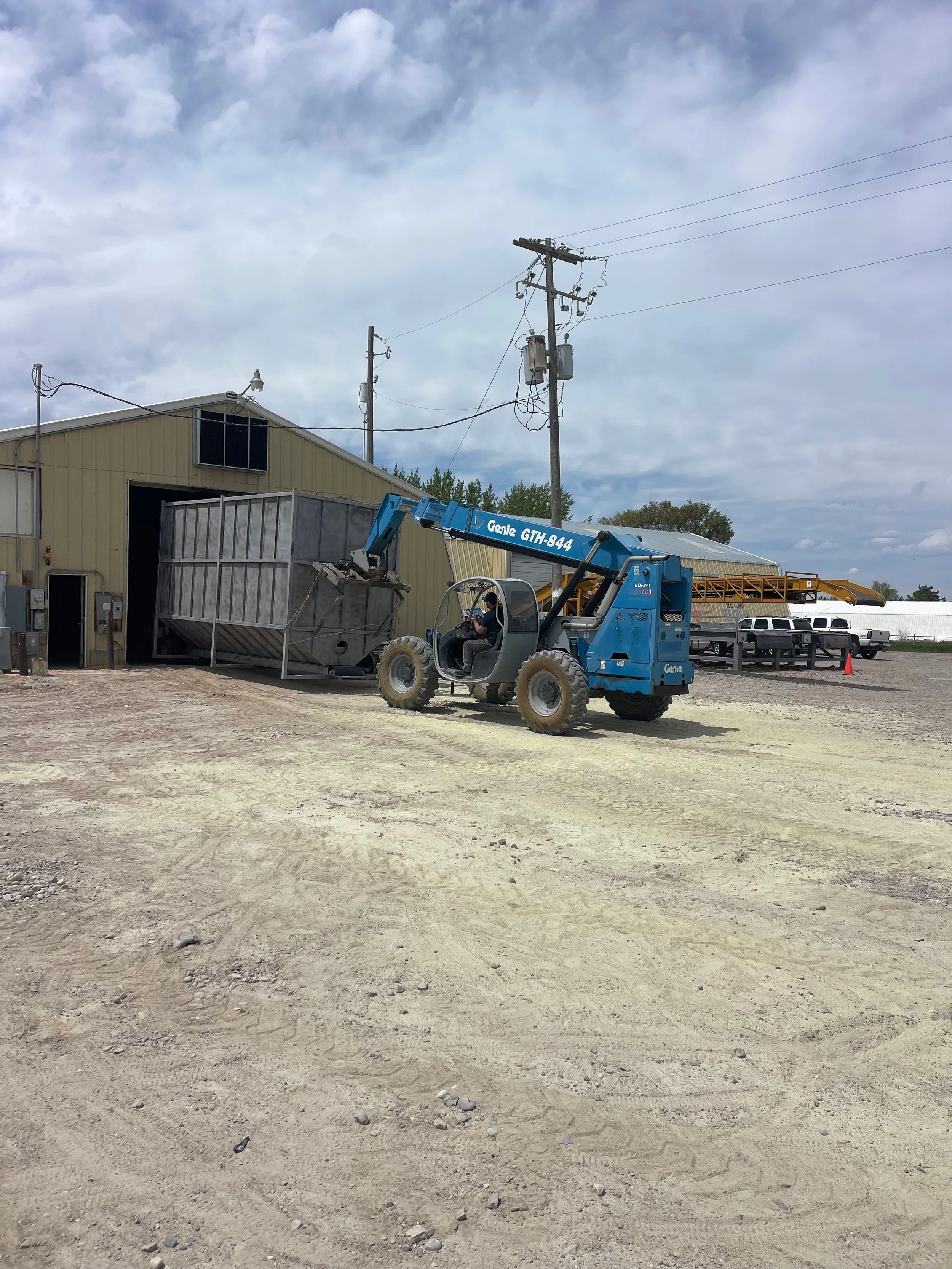 Potato Bins ✪ American Falls, Idaho