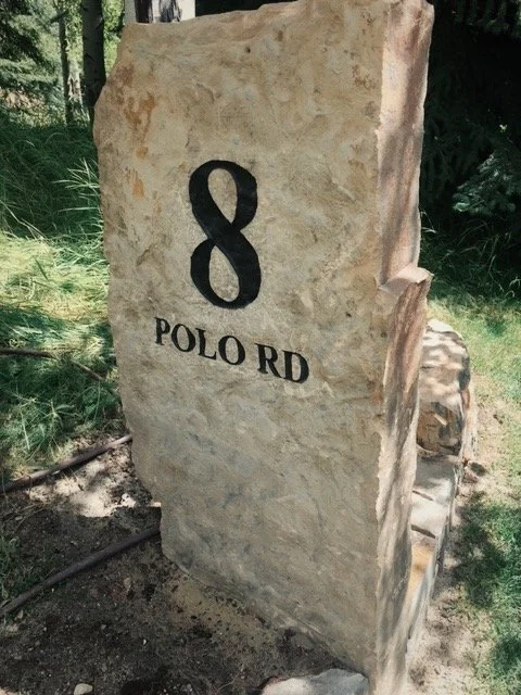 Stencil ✪ Entry Stone