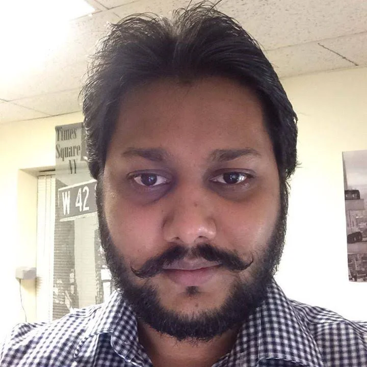 I always wanted to grow a beard but itchiness and dryness always prevented me from doing so. Before buying the product from Feared Beard VT, I tried a few beard balms and conditioners from well-known and recommended brands, but they all left my beard varying degrees of waxy and/or greasy to the touch. Eventually, I gave up on all of them. Thanks to Feared Beard and it’s all natural products, I can finally grow a beard again and it smells amazing. Even my GF loves it and never asks me to shave. This oil makes it soft, shiny, and "luxurious" without feeling greasy. The oil is thin and consistent and spreads with ease. -Shash from Burlington VT