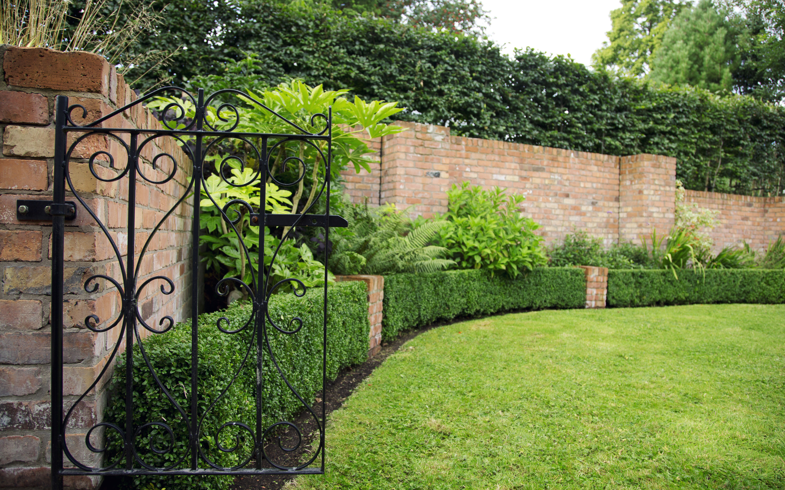 garden gate using iron mongory  belfast