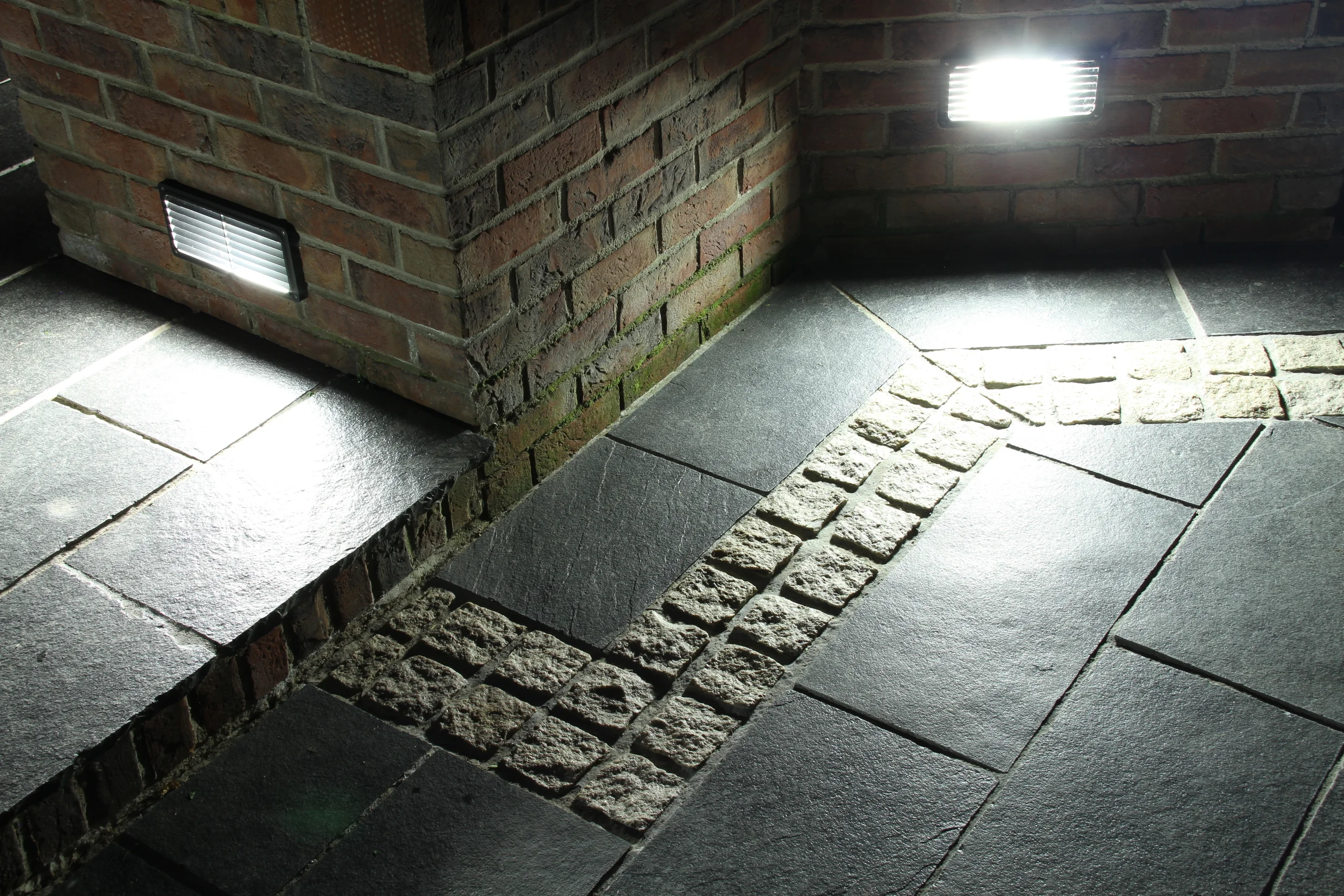 Kitchen Courtyard (13).JPG