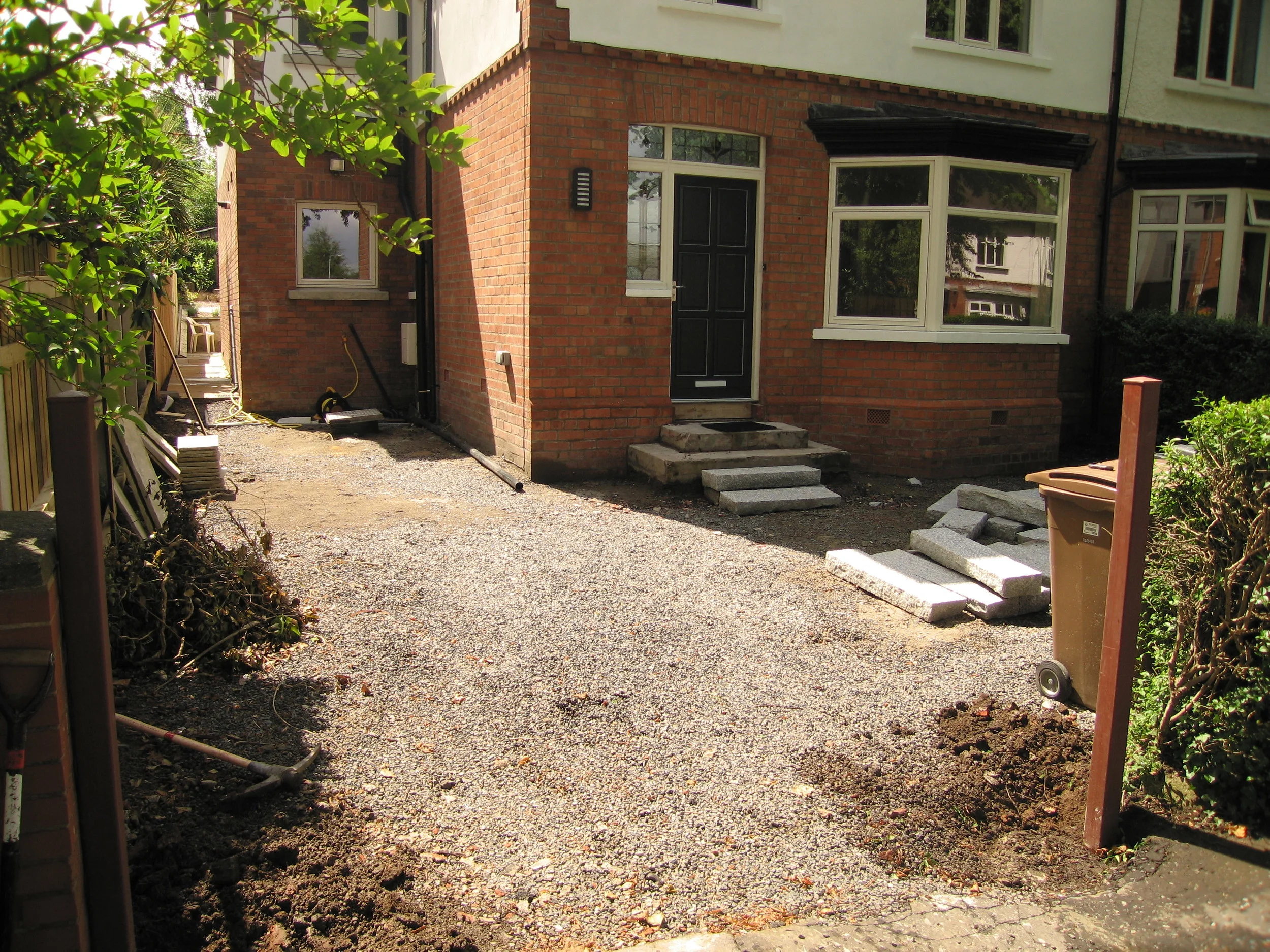 8 Driveway STRANMILIS (7).JPG