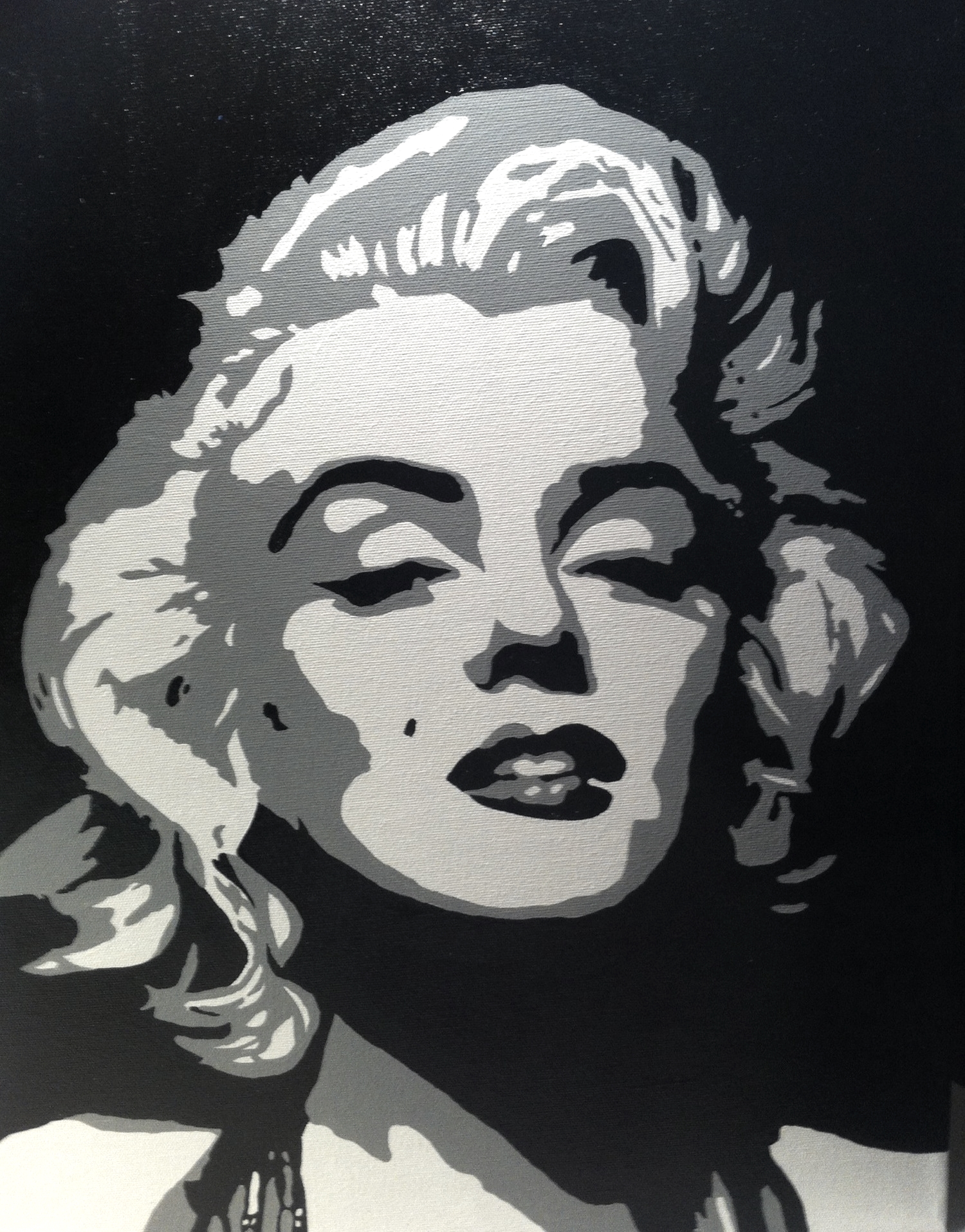 - - - ------- Marilyn ------- - - - SOLD