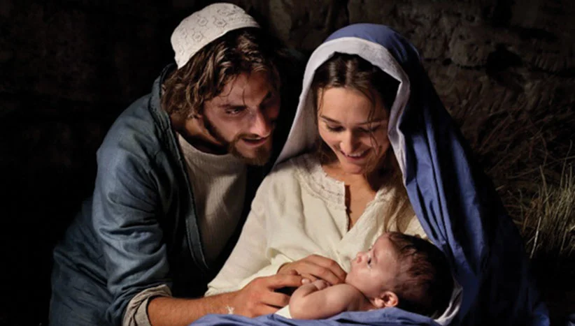 Christmas--jesus as baby mary joseph.jpg