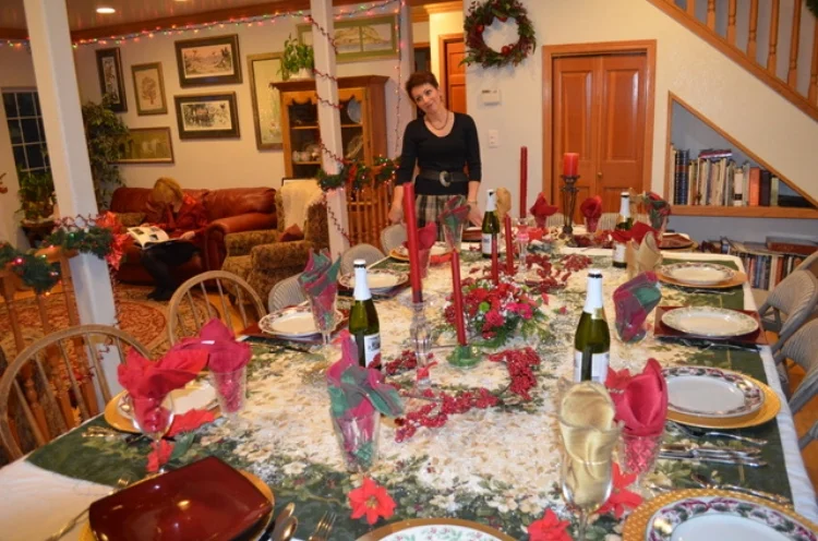 Christmas blog--lavish table-no people.jpeg