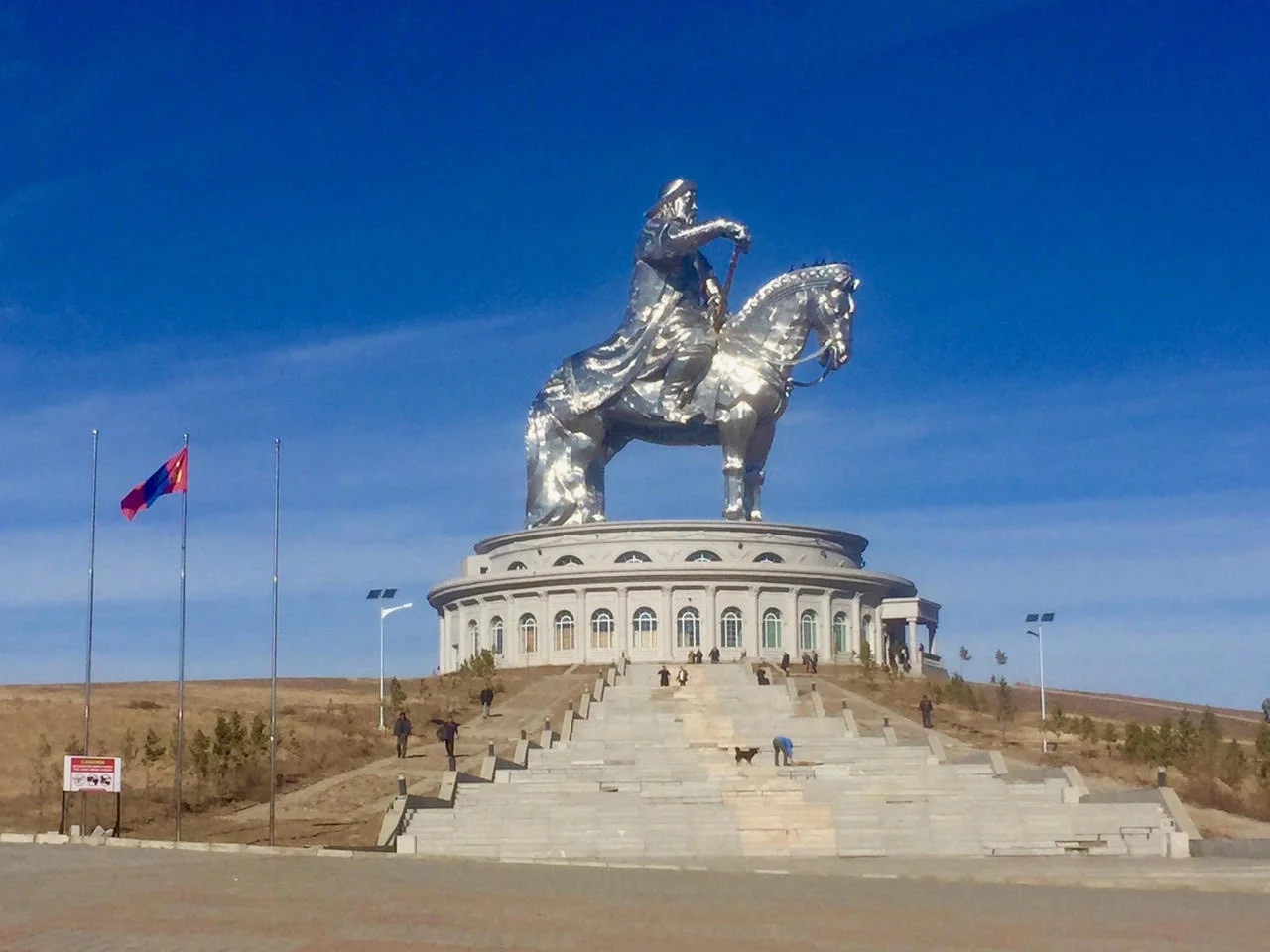genghis khan statue--further with steps.jpg