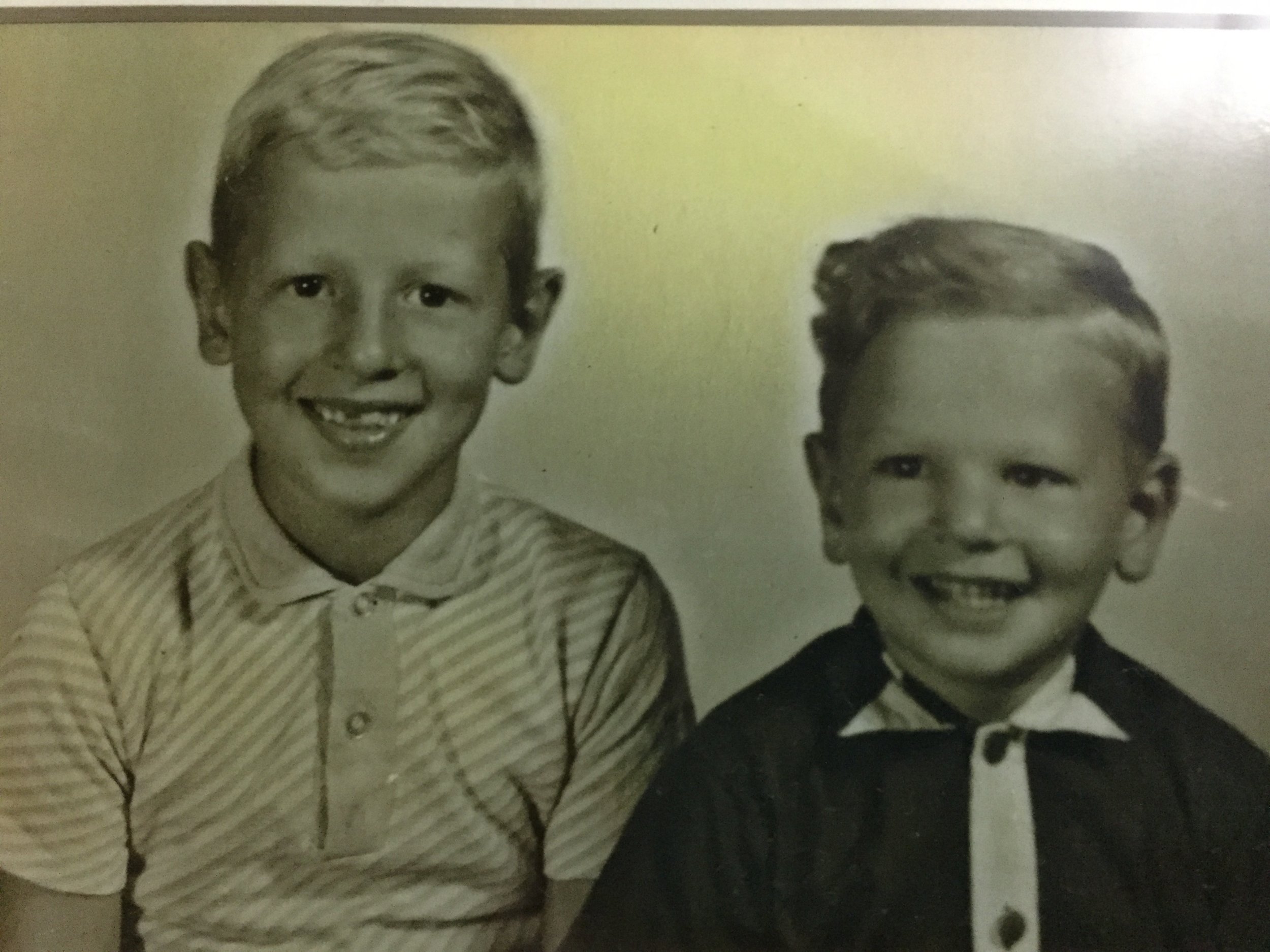 Duncan and wallace as boys.JPG