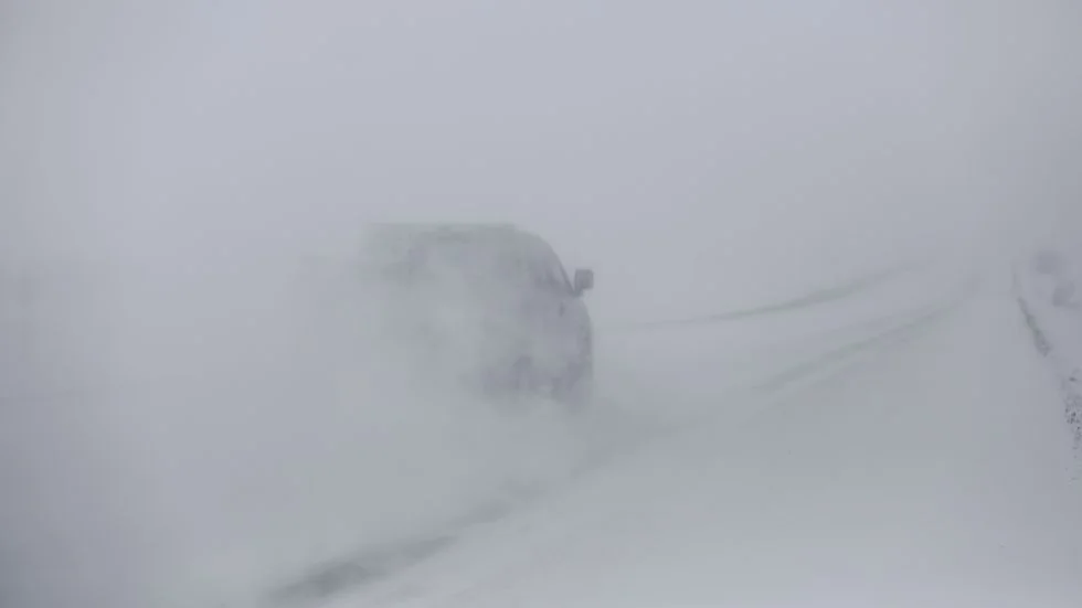 alcan in winter---snowstorm.jpg