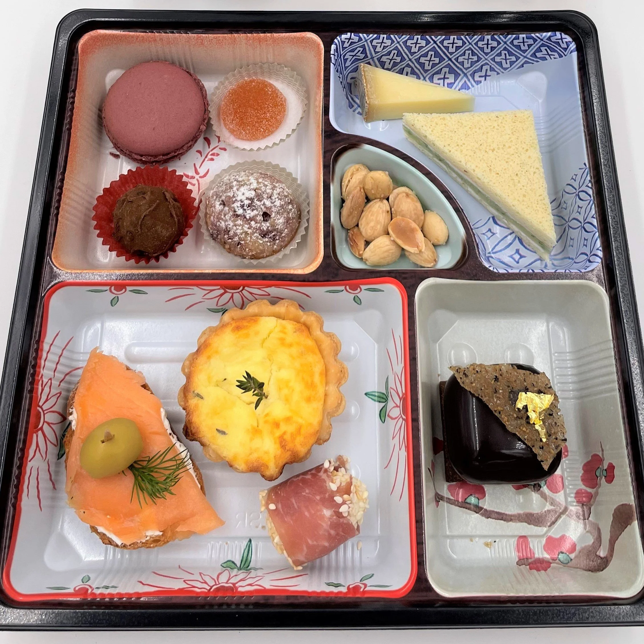 Holiday Tea - Takeout 