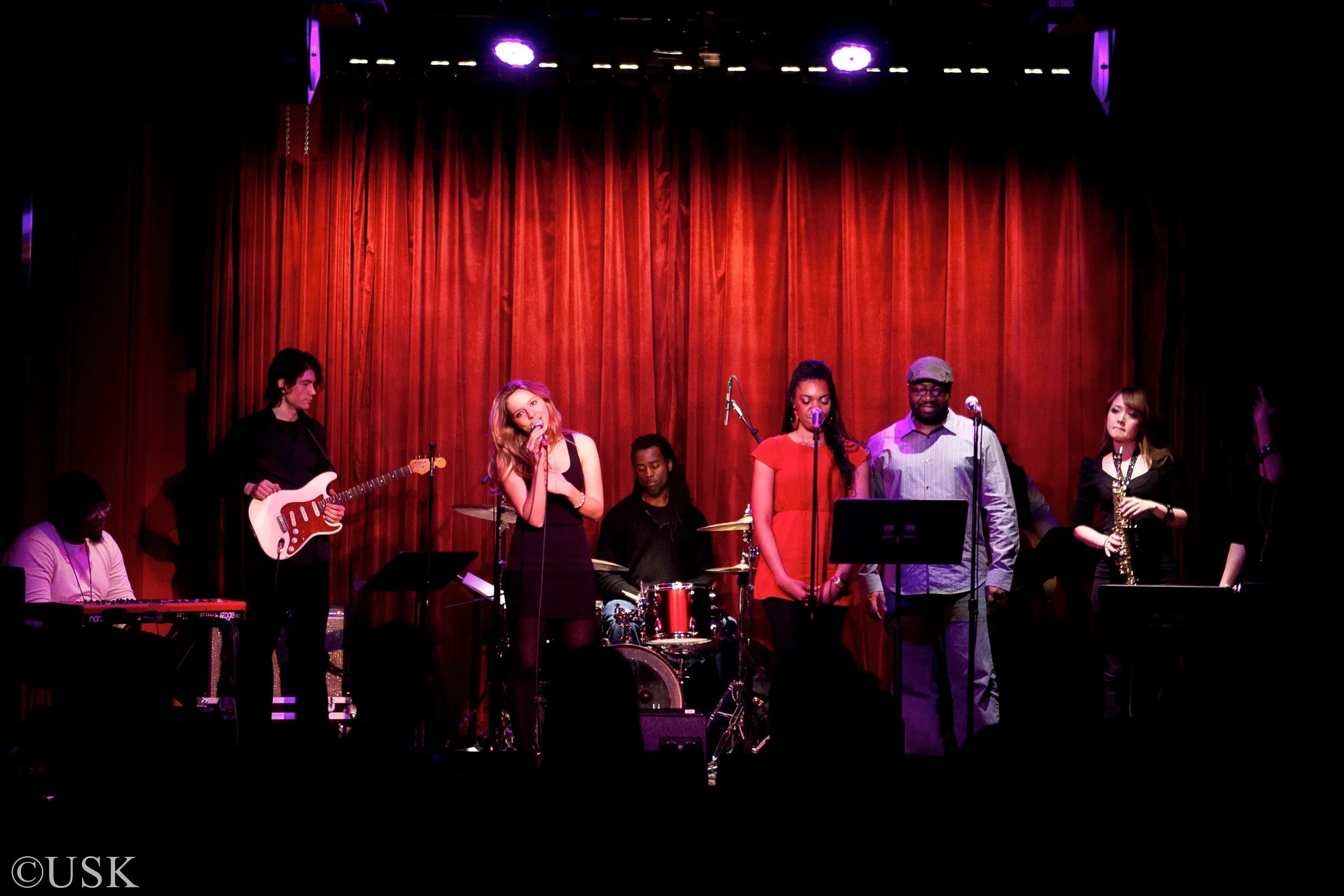 Violette@cafe939_2-23-2011_133.jpg