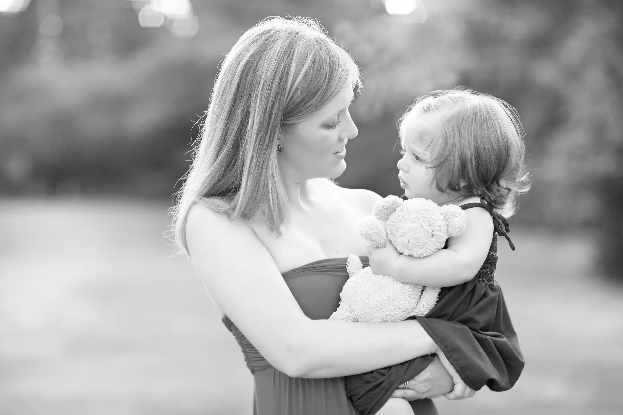 GreenFamily_Aug15_0075BW.jpg